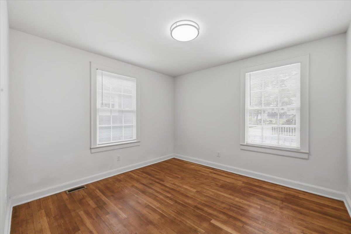 553 Pinckney Court Property Photo 18