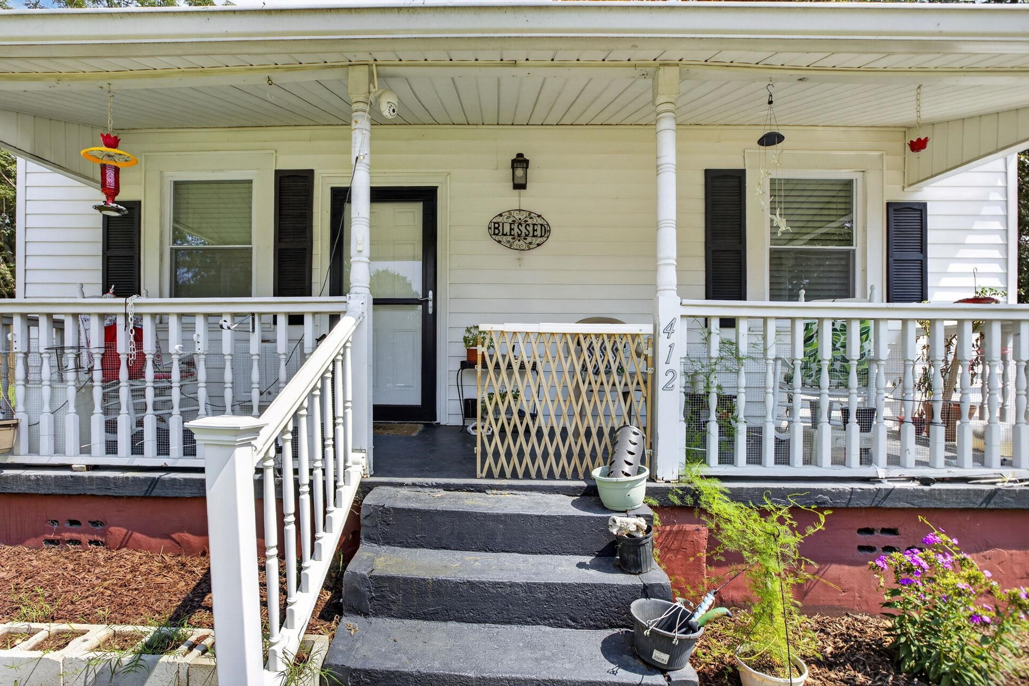 412 Connecticut Avenue Property Photo 2