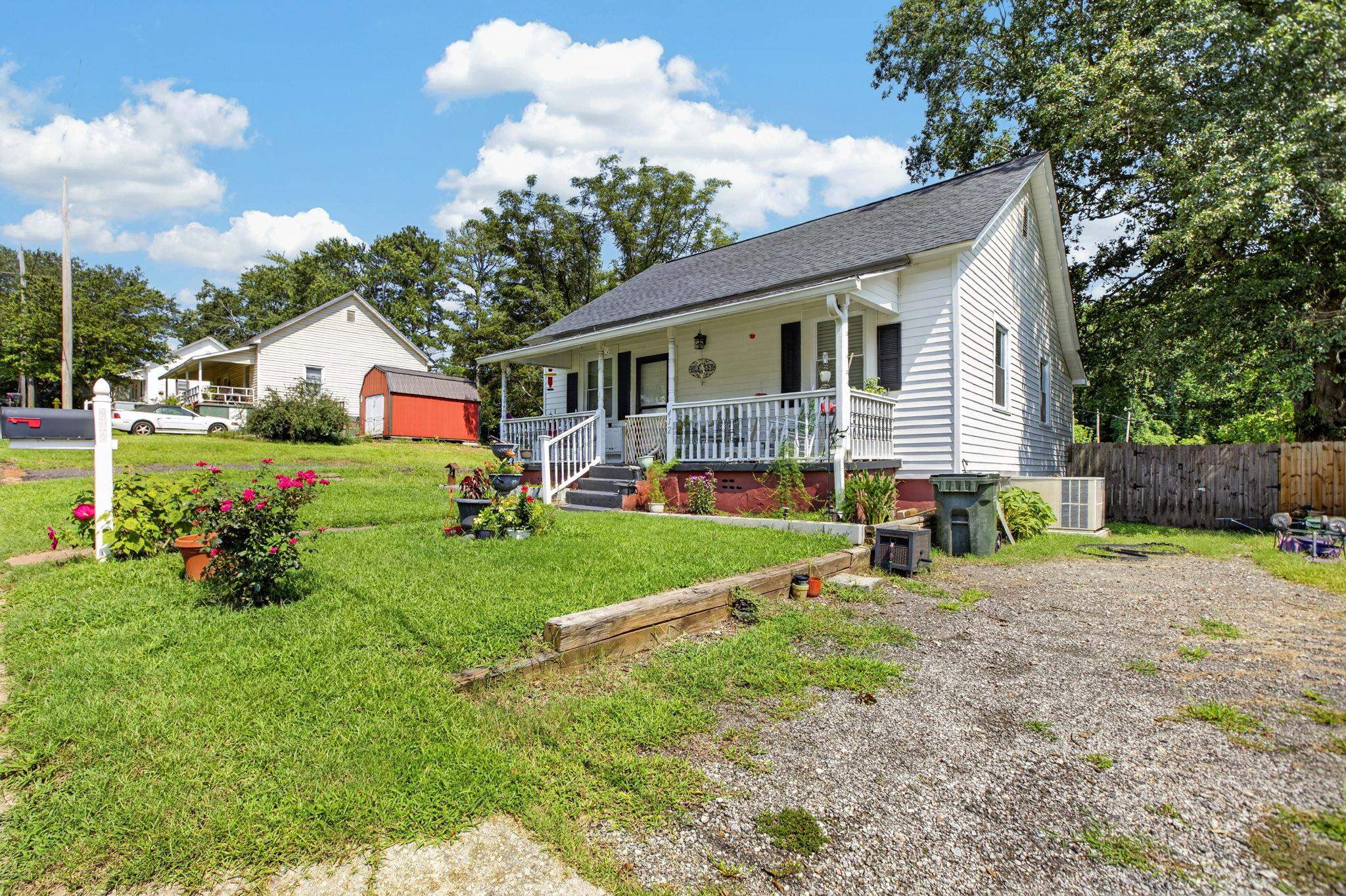 412 Connecticut Avenue Property Photo 4