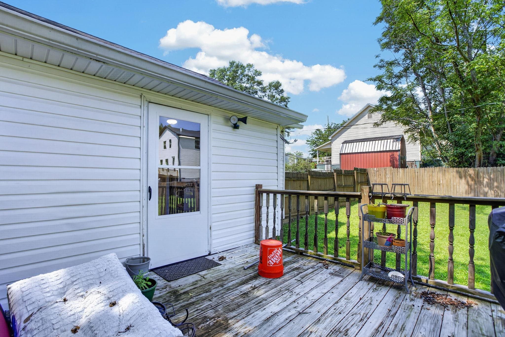 412 Connecticut Avenue Property Photo 17