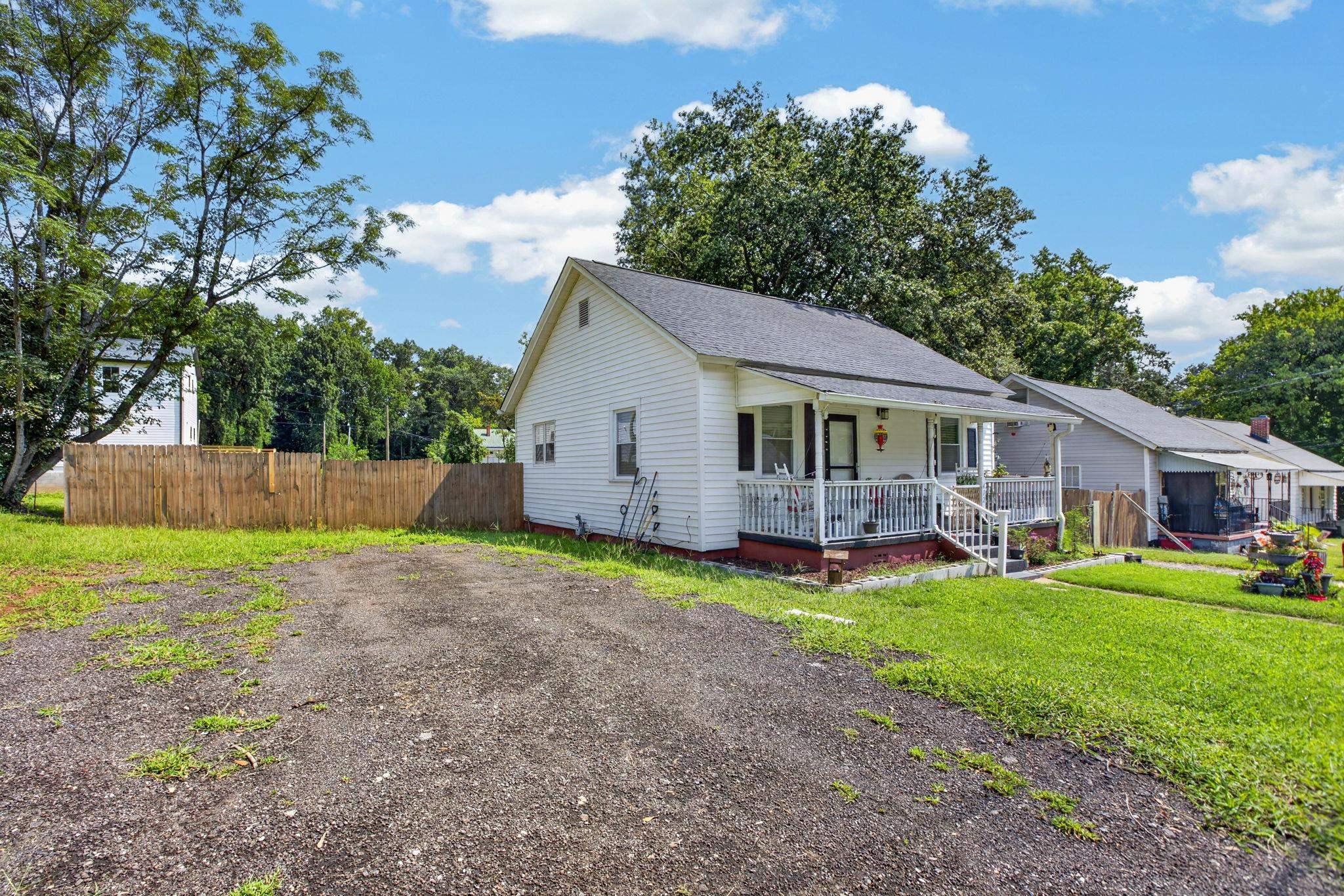 412 Connecticut Avenue Property Photo 22