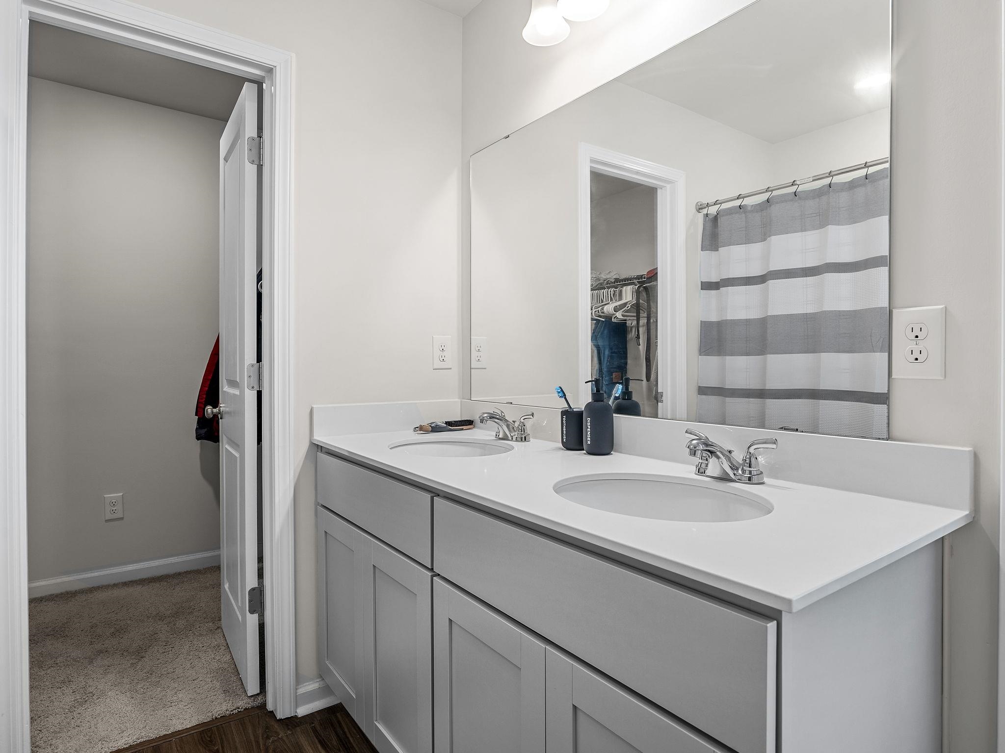 646 Blossom Run Property Photo 17