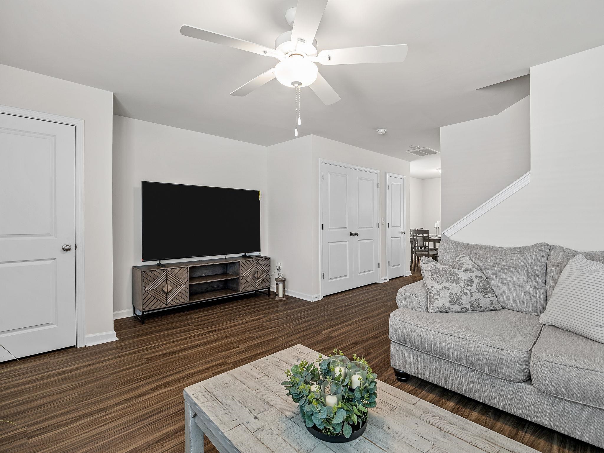 646 Blossom Run Property Photo 20