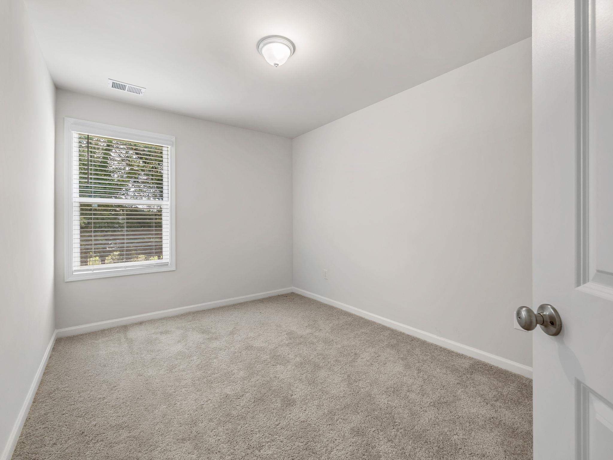 646 Blossom Run Property Photo 25