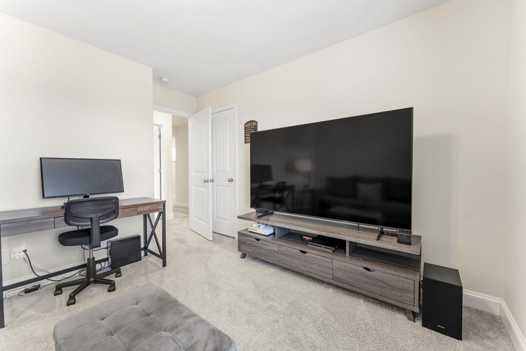 1407 Almaden Street Property Photo 22