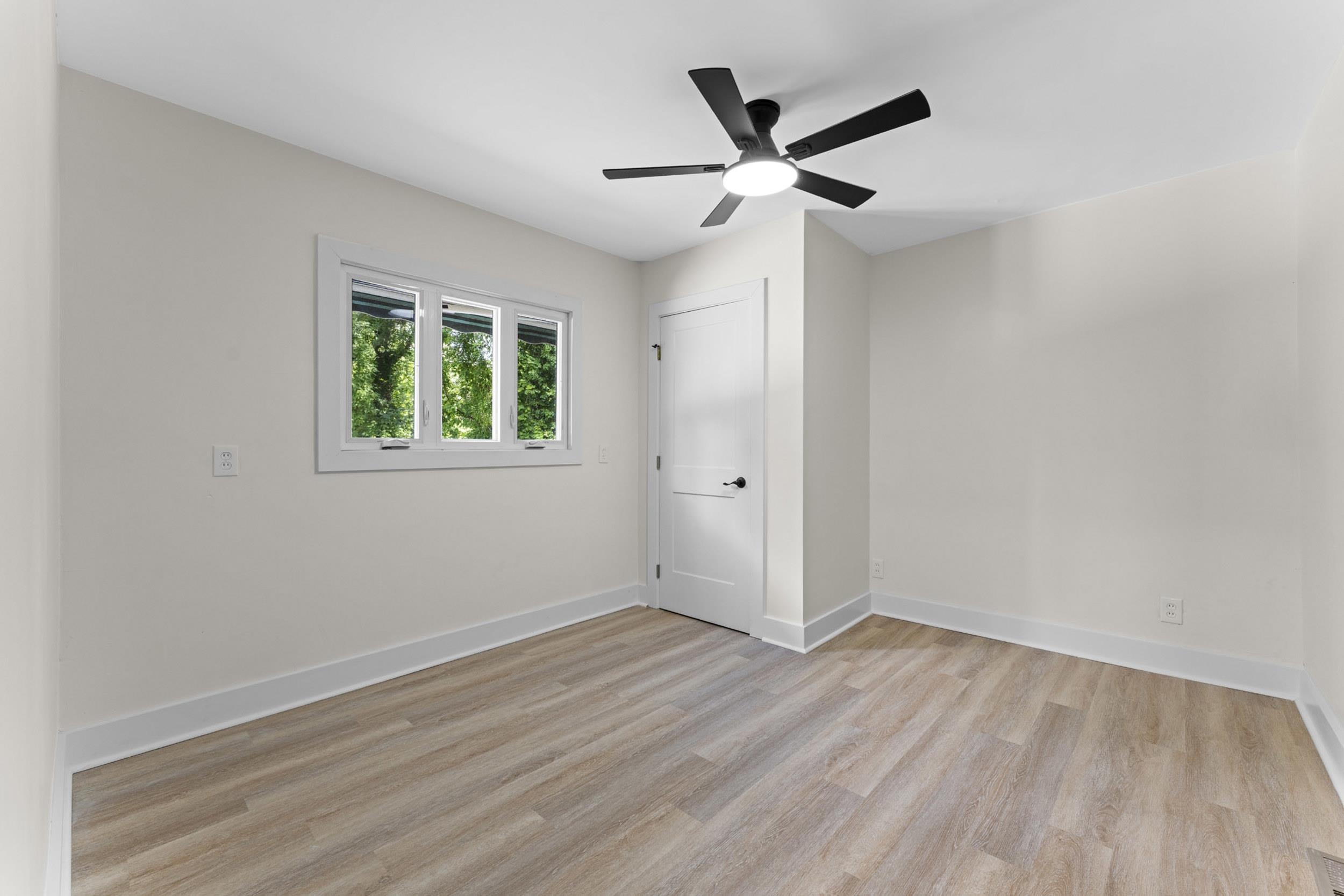 107 Coldbrook Drive Property Photo 14