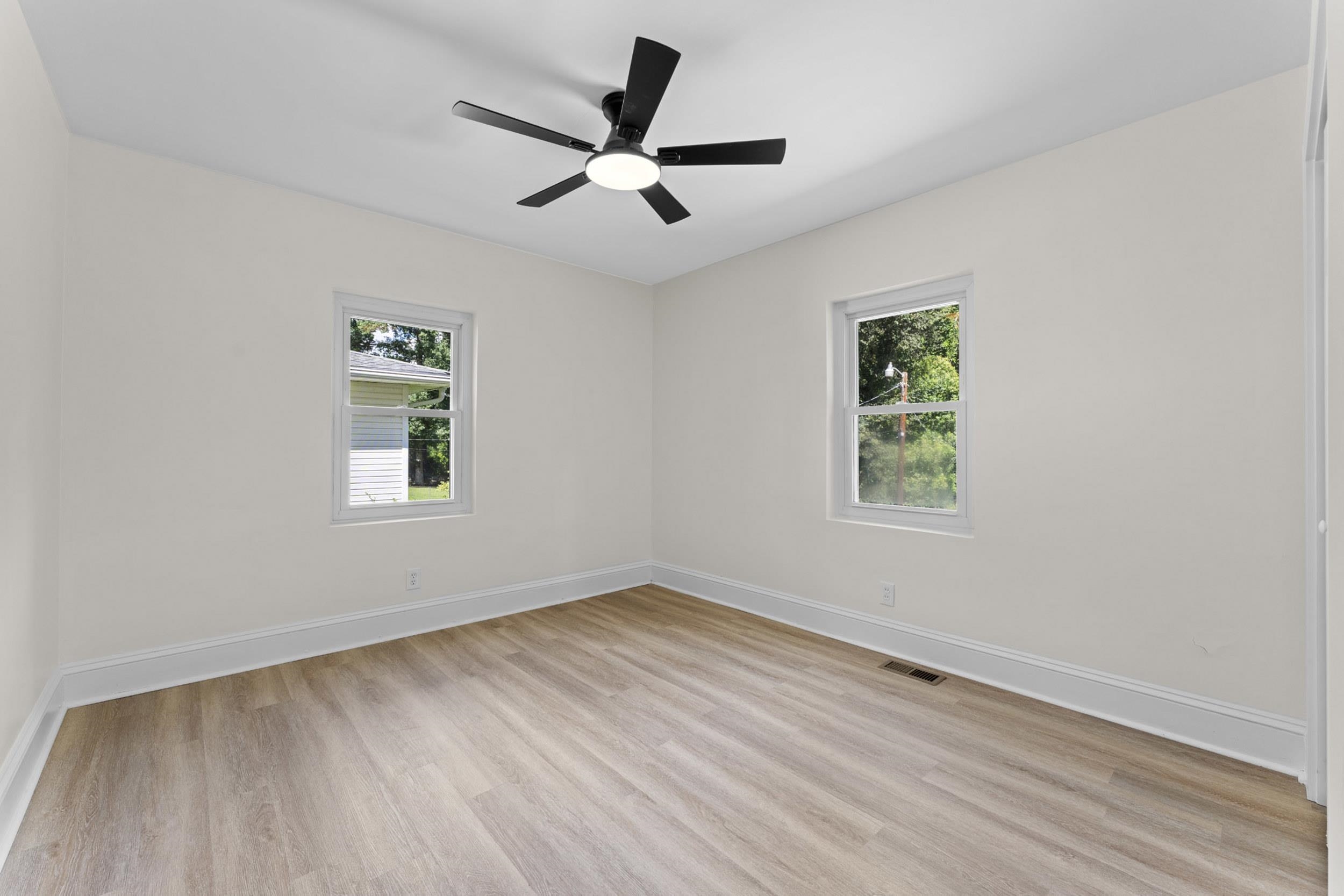107 Coldbrook Drive Property Photo 18