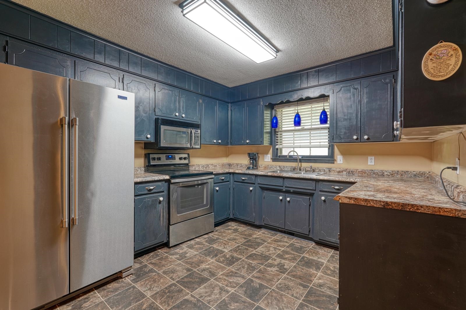 902 Vannessa Drive Property Photo 8