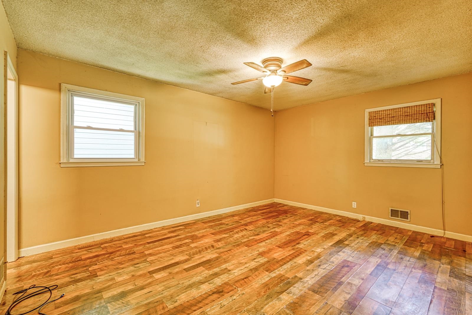 902 Vannessa Drive Property Photo 13