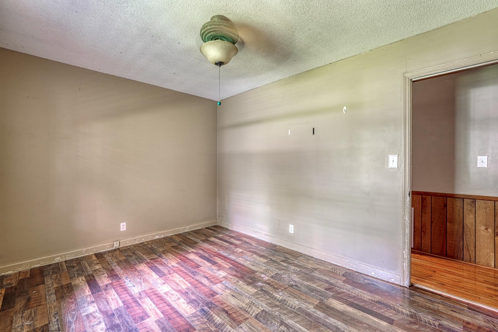 902 Vannessa Drive Property Photo 17