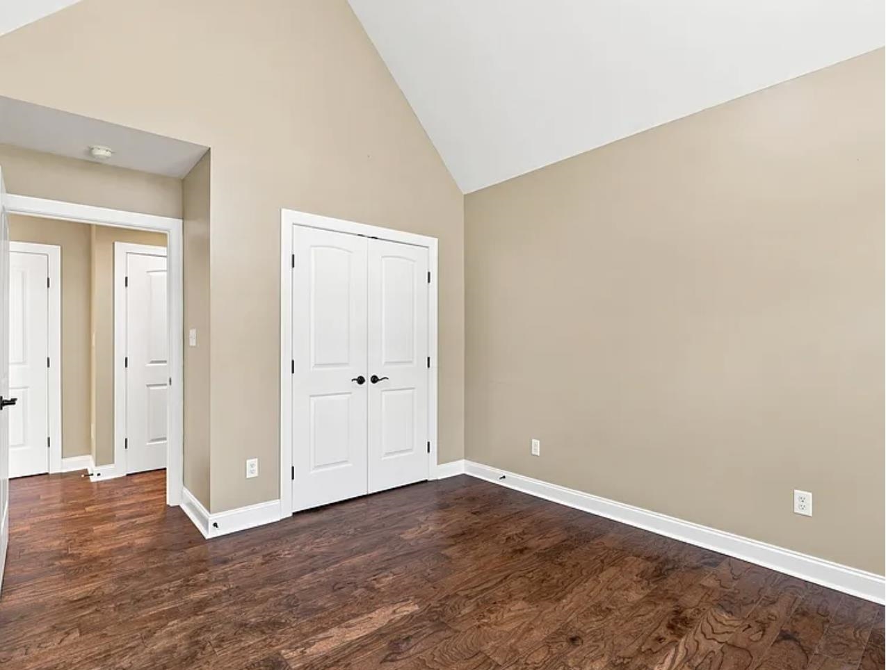 454 Morningmist Drive Property Photo 24