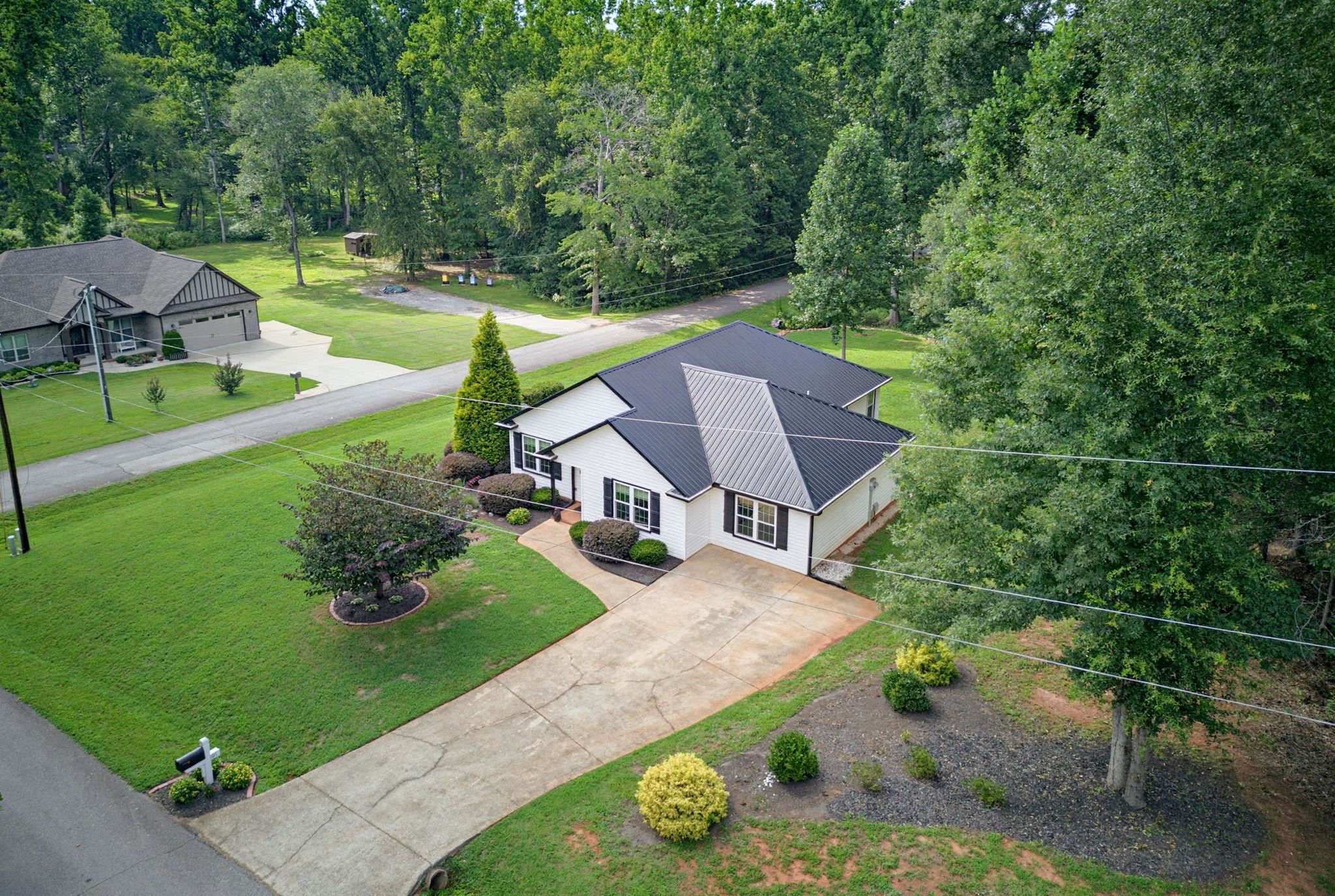 101 Valleydale Court Property Photo 40