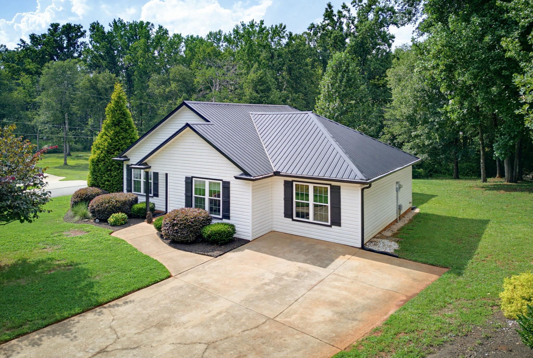 101 Valleydale Court Property Photo 44