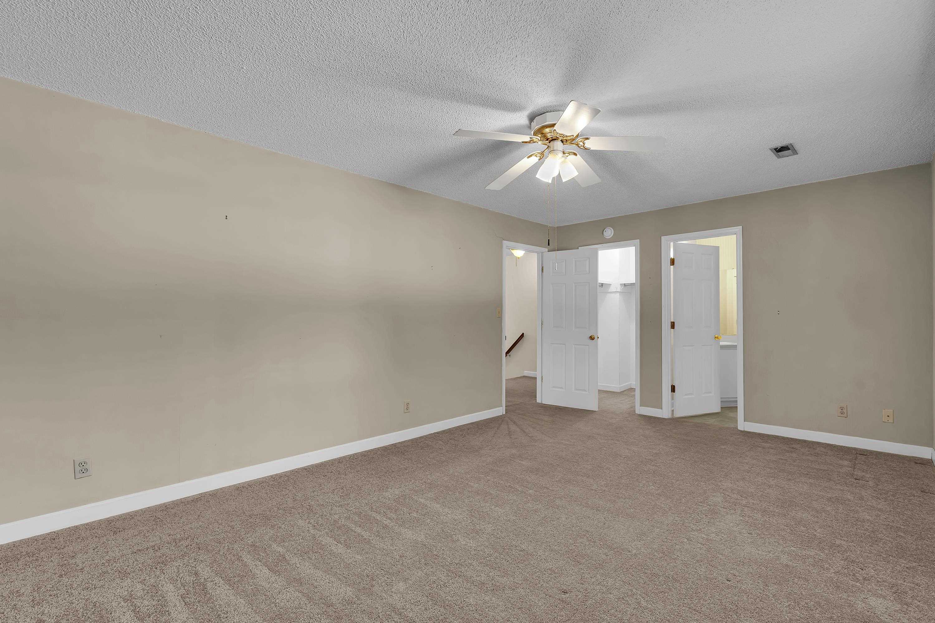 218 Woodburn Club Lane Property Photo 16