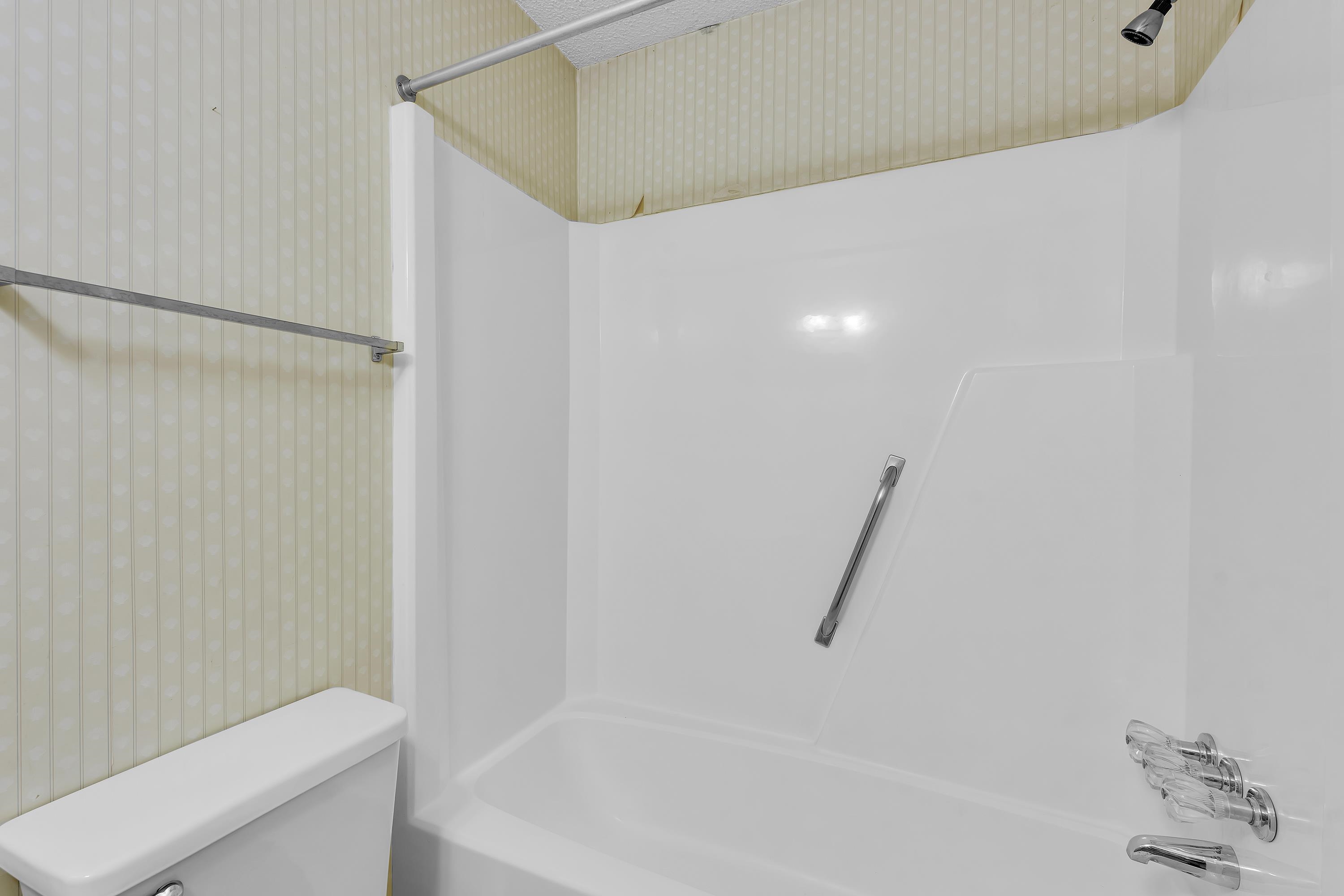 218 Woodburn Club Lane Property Photo 18