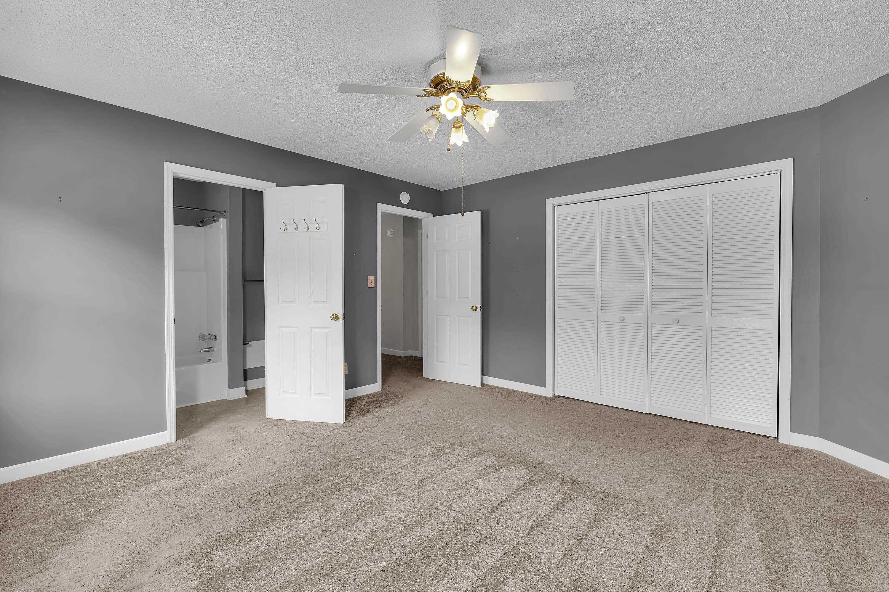 218 Woodburn Club Lane Property Photo 22
