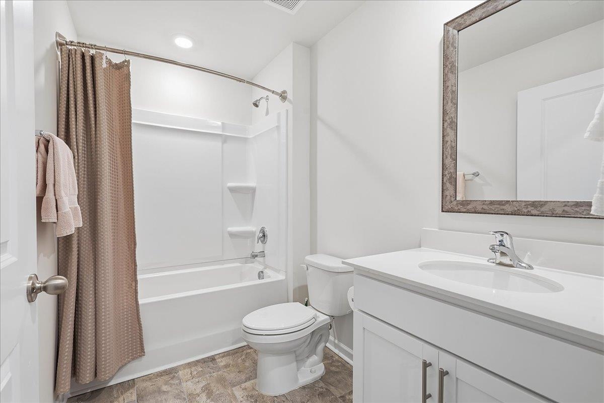 443 Valencia Circle Property Photo 16