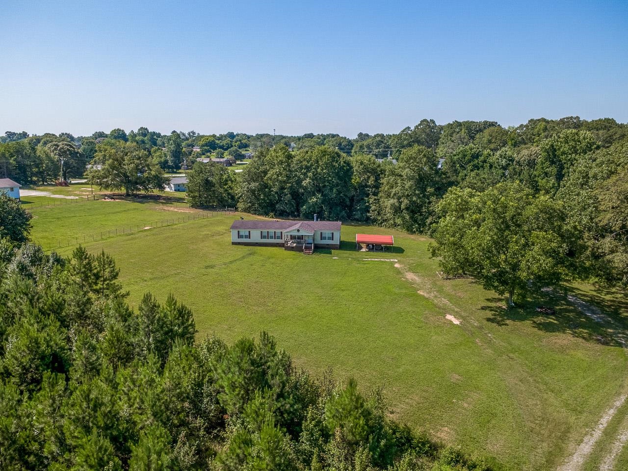 2131 & 2135 Moore Duncan Highway Property Photo 3