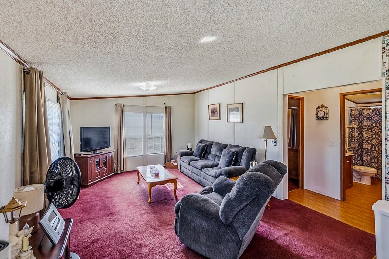2131 & 2135 Moore Duncan Highway Property Photo 8