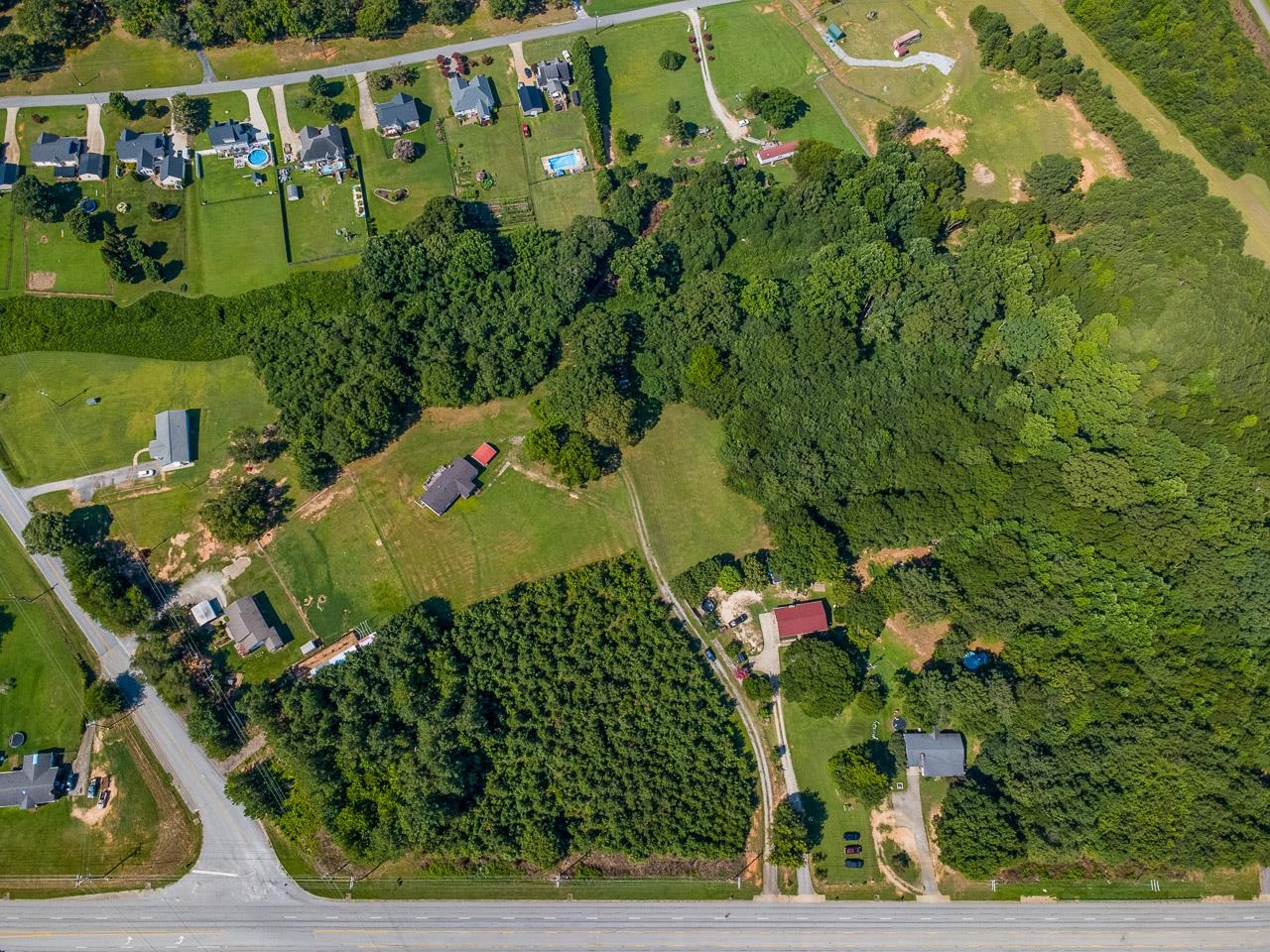2131 & 2135 Moore Duncan Highway Property Photo 18