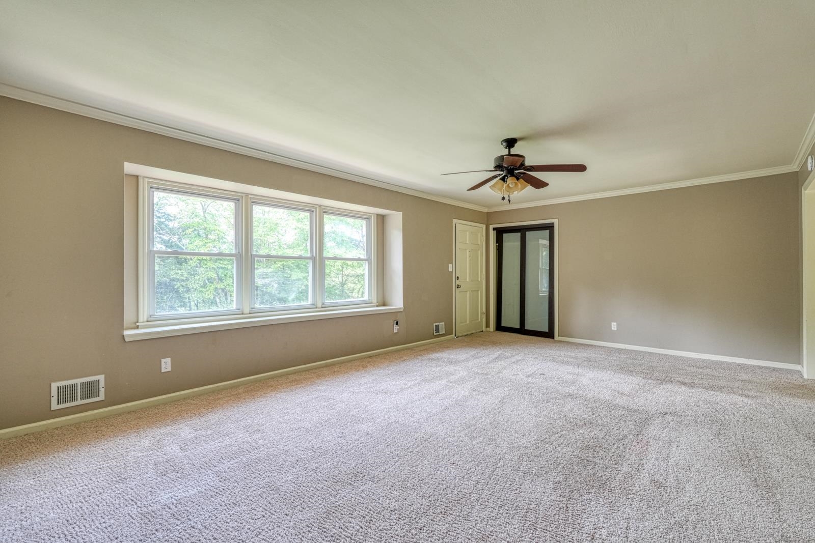 682 Davis Trading Post Road Property Photo 6