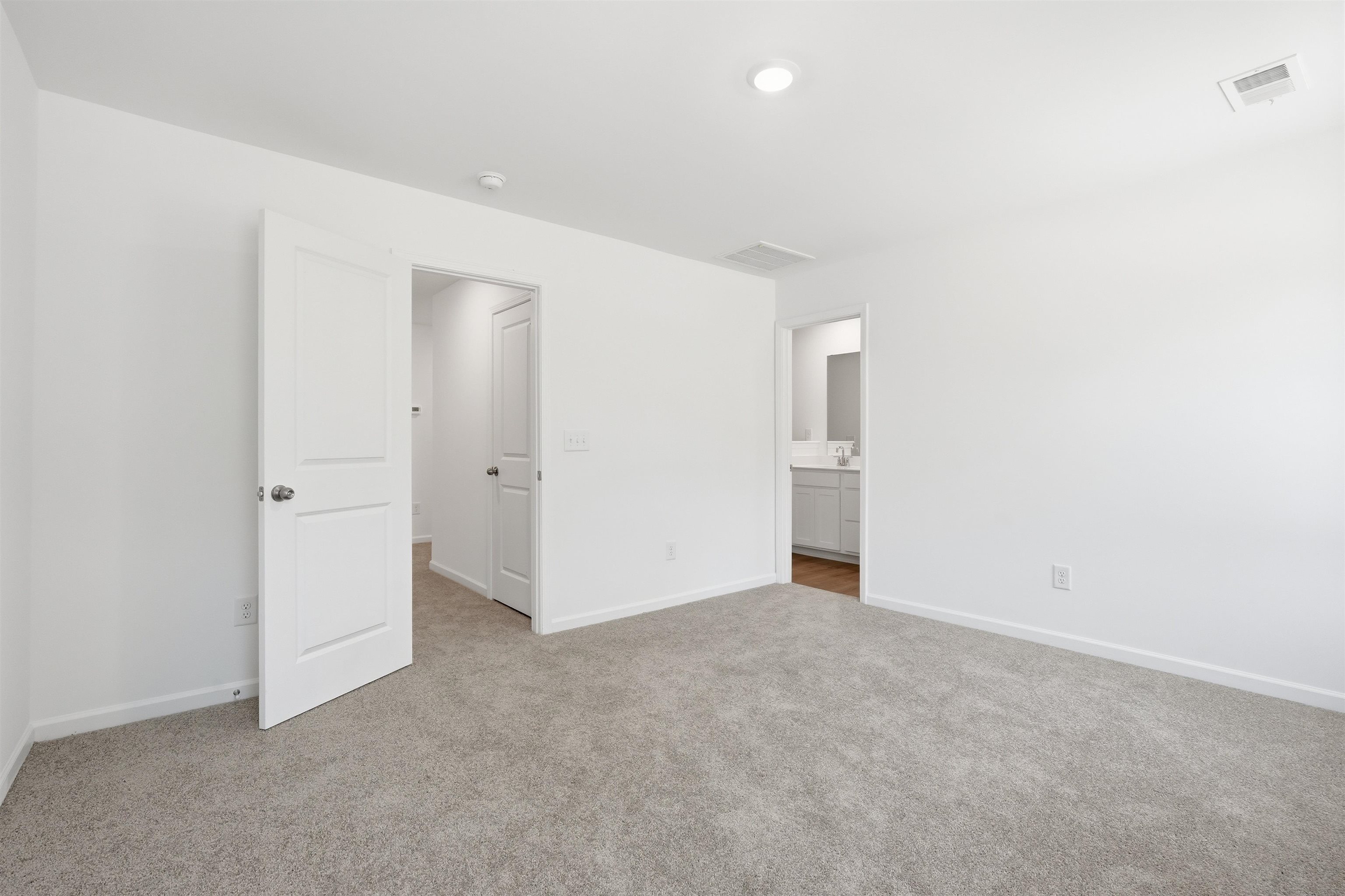 903 Mahaffey Court Property Photo 8