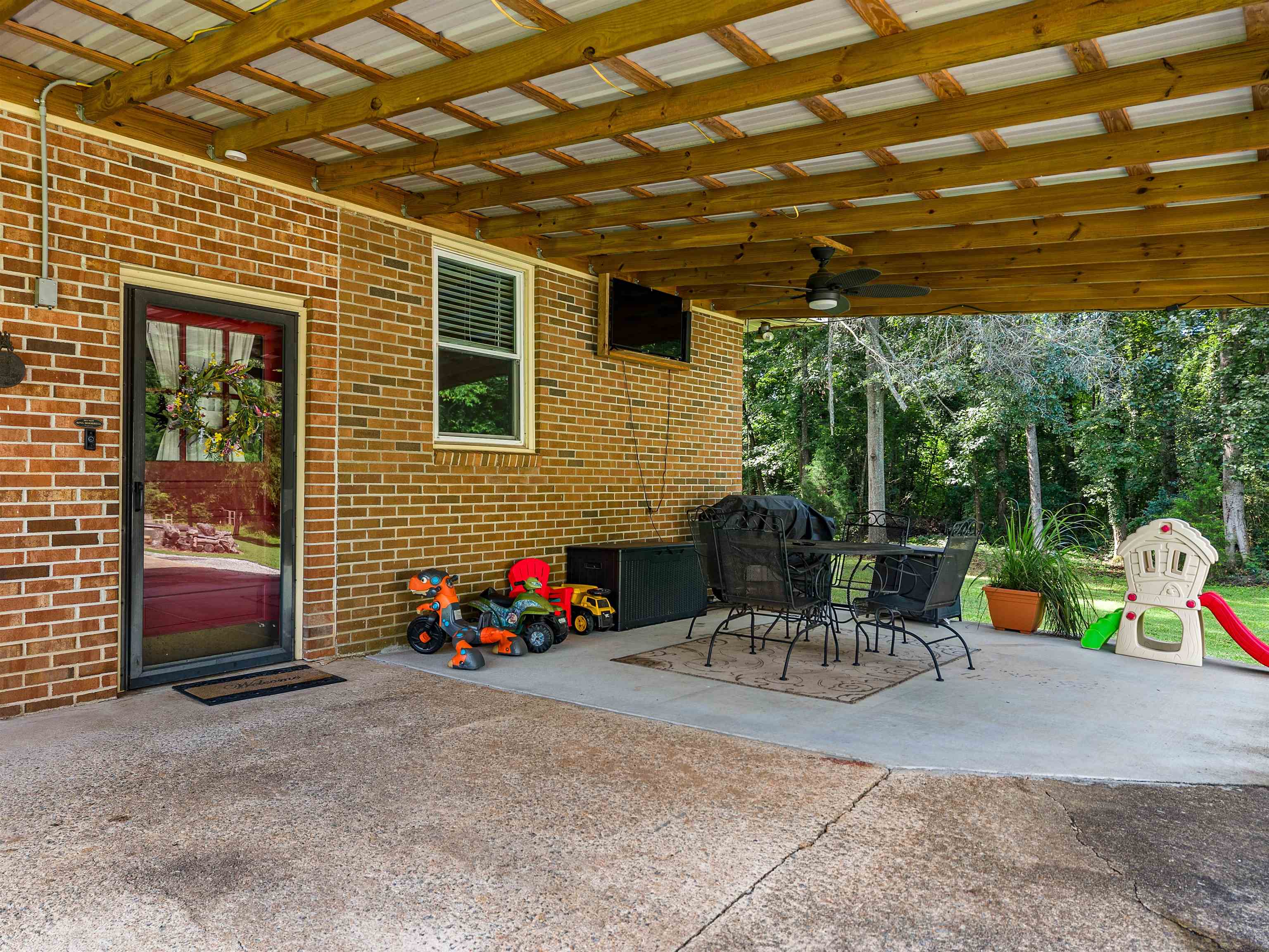 321 Belair Property Photo 6