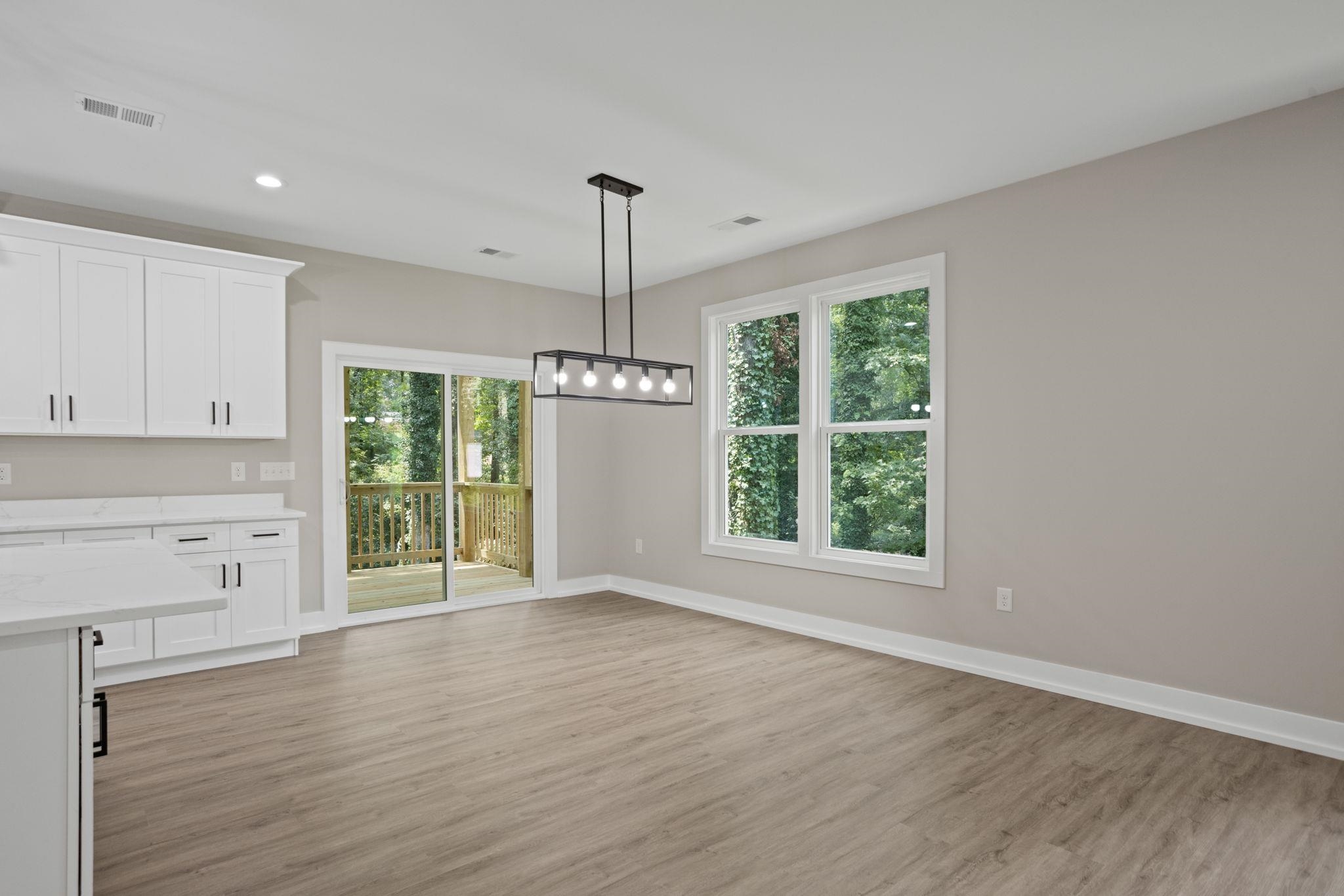 8 Pinewood Drive Property Photo 6