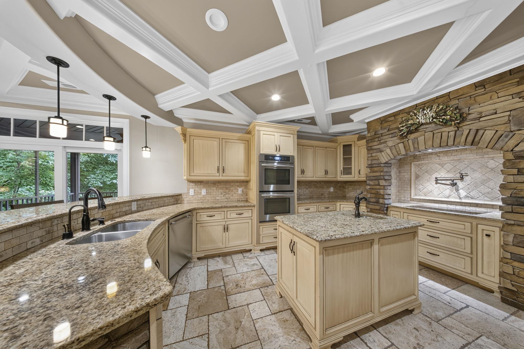 129 Overbrook Circle Property Photo 10