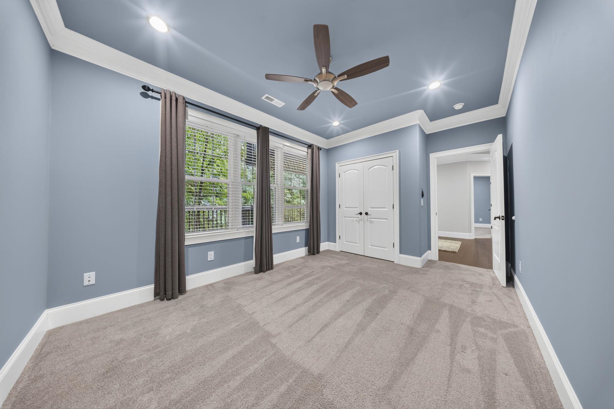 129 Overbrook Circle Property Photo 37