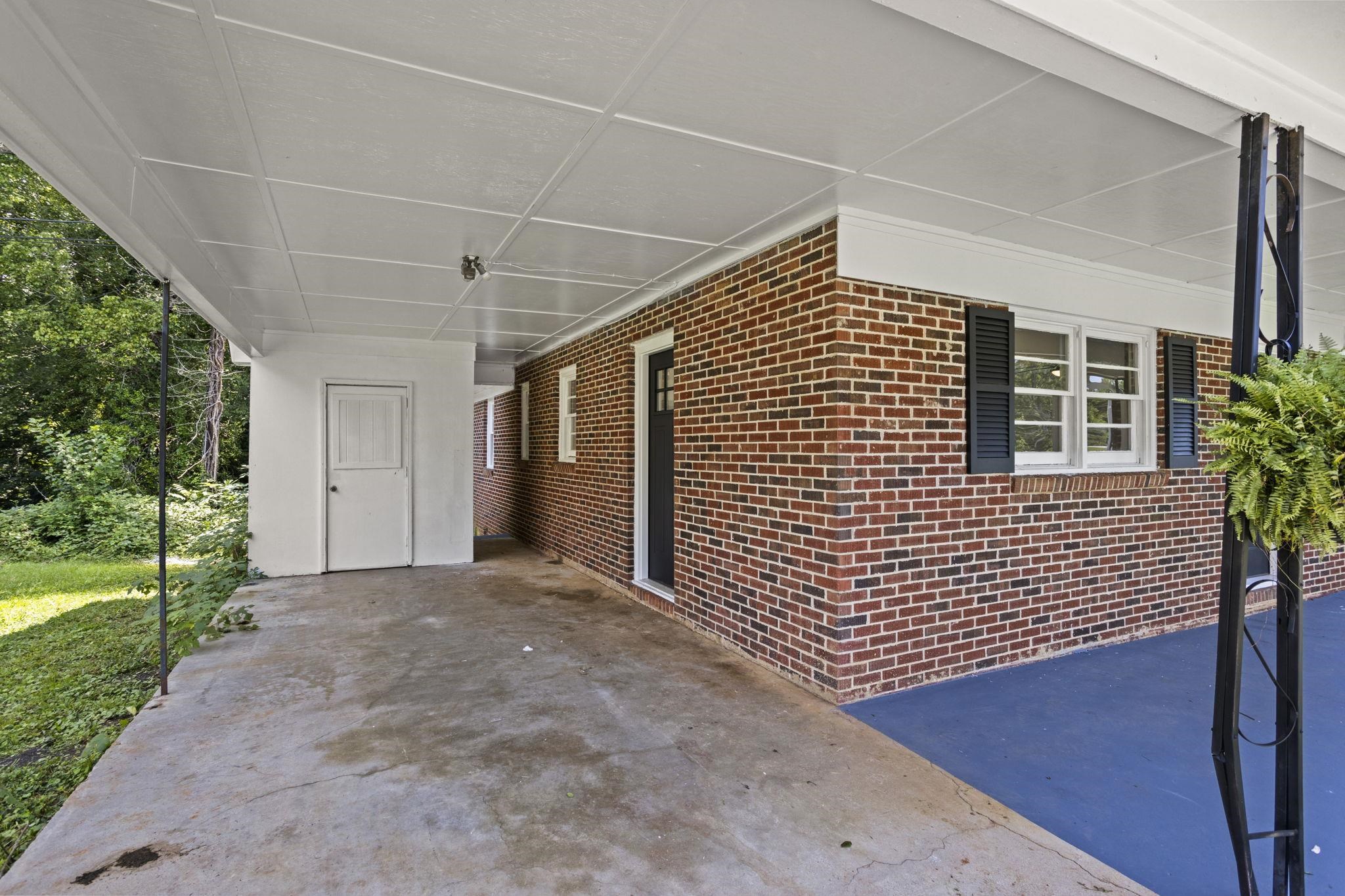 167 Lincoln Drive Property Photo 4