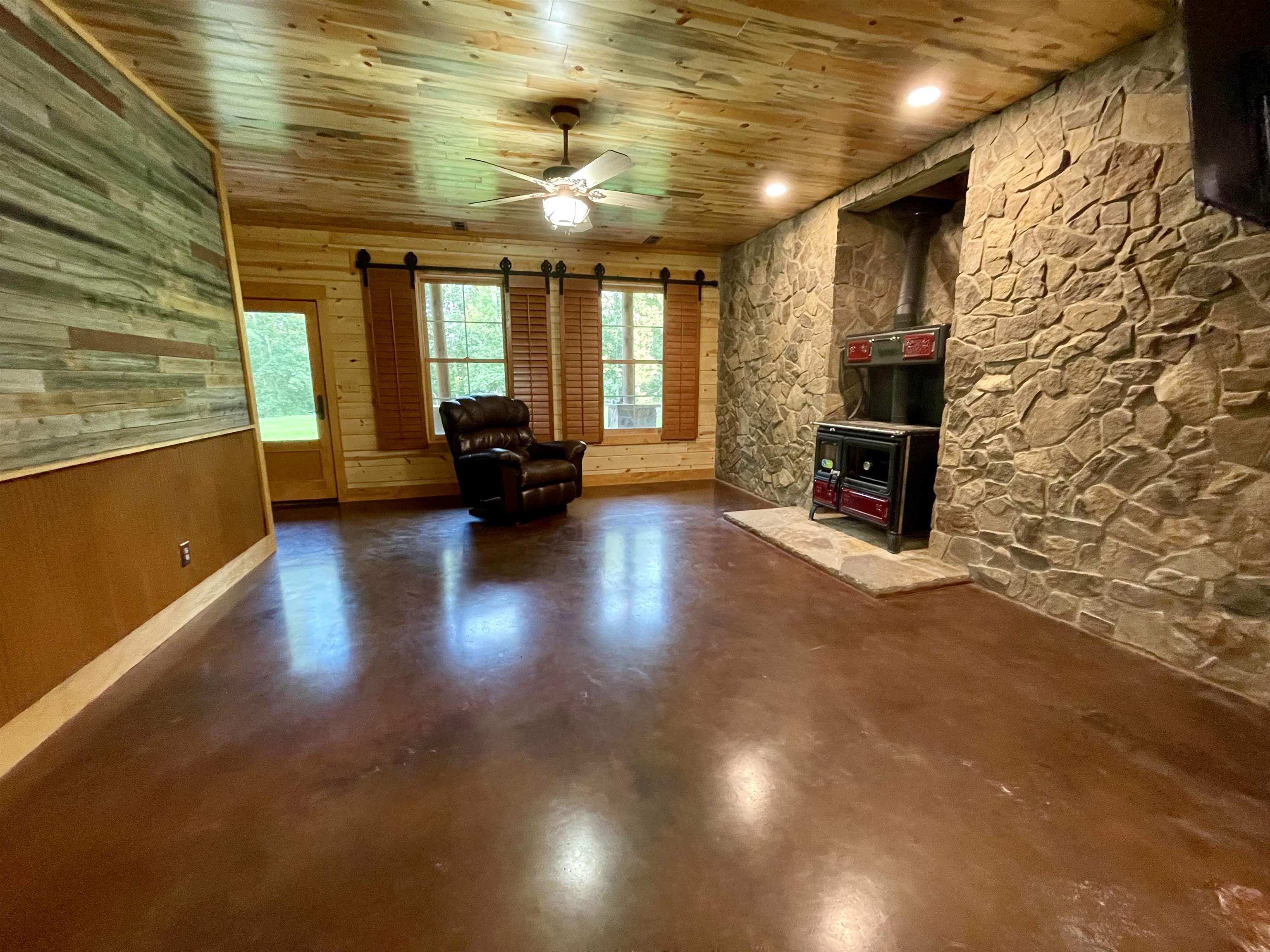 480 Green Lake Road Property Photo 23