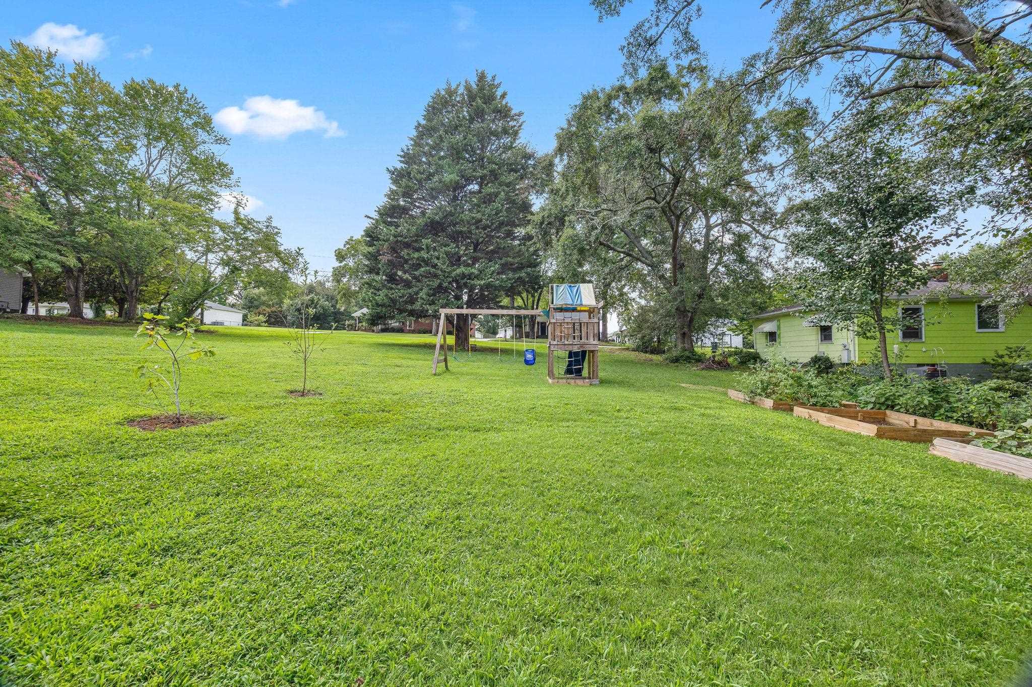 223 Eastland Drive Property Photo 34