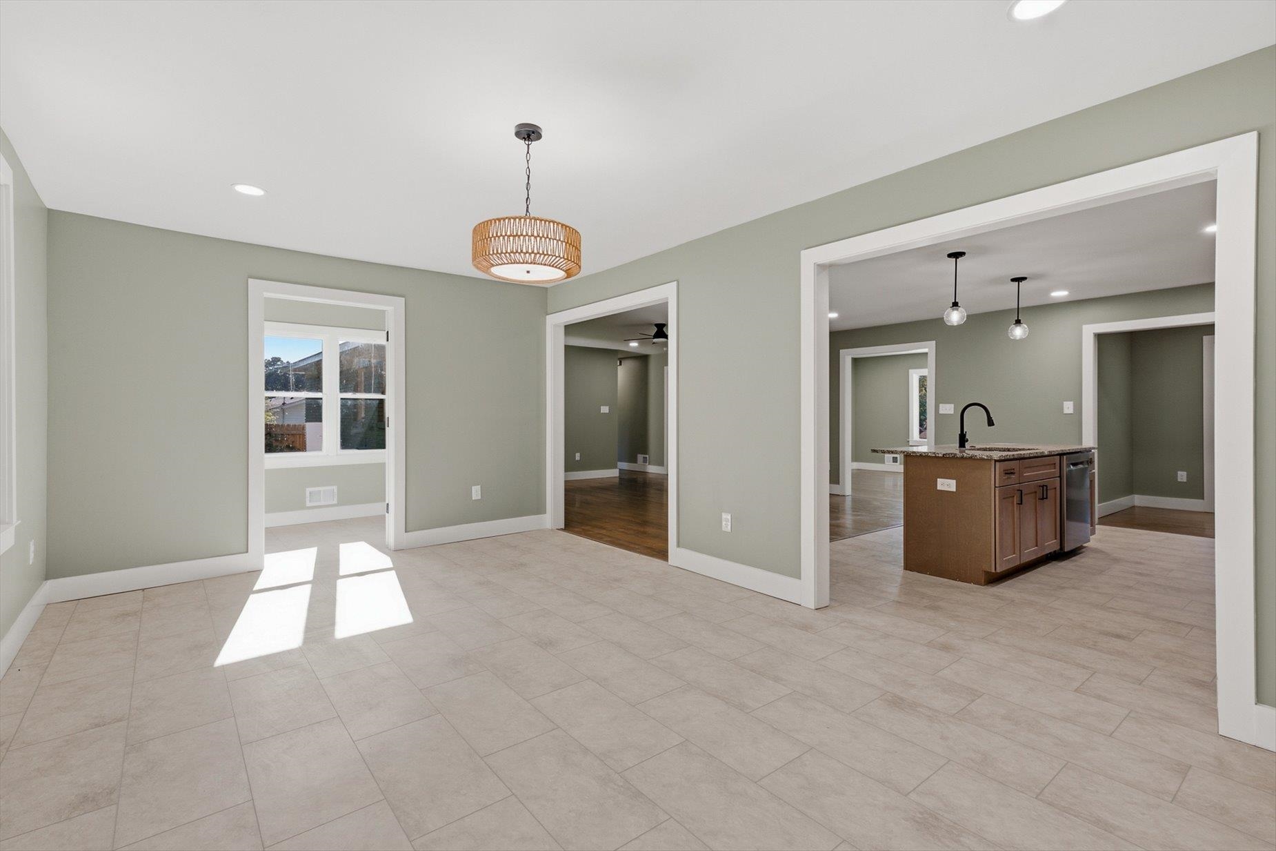 128 Galaxie Place Property Photo 14