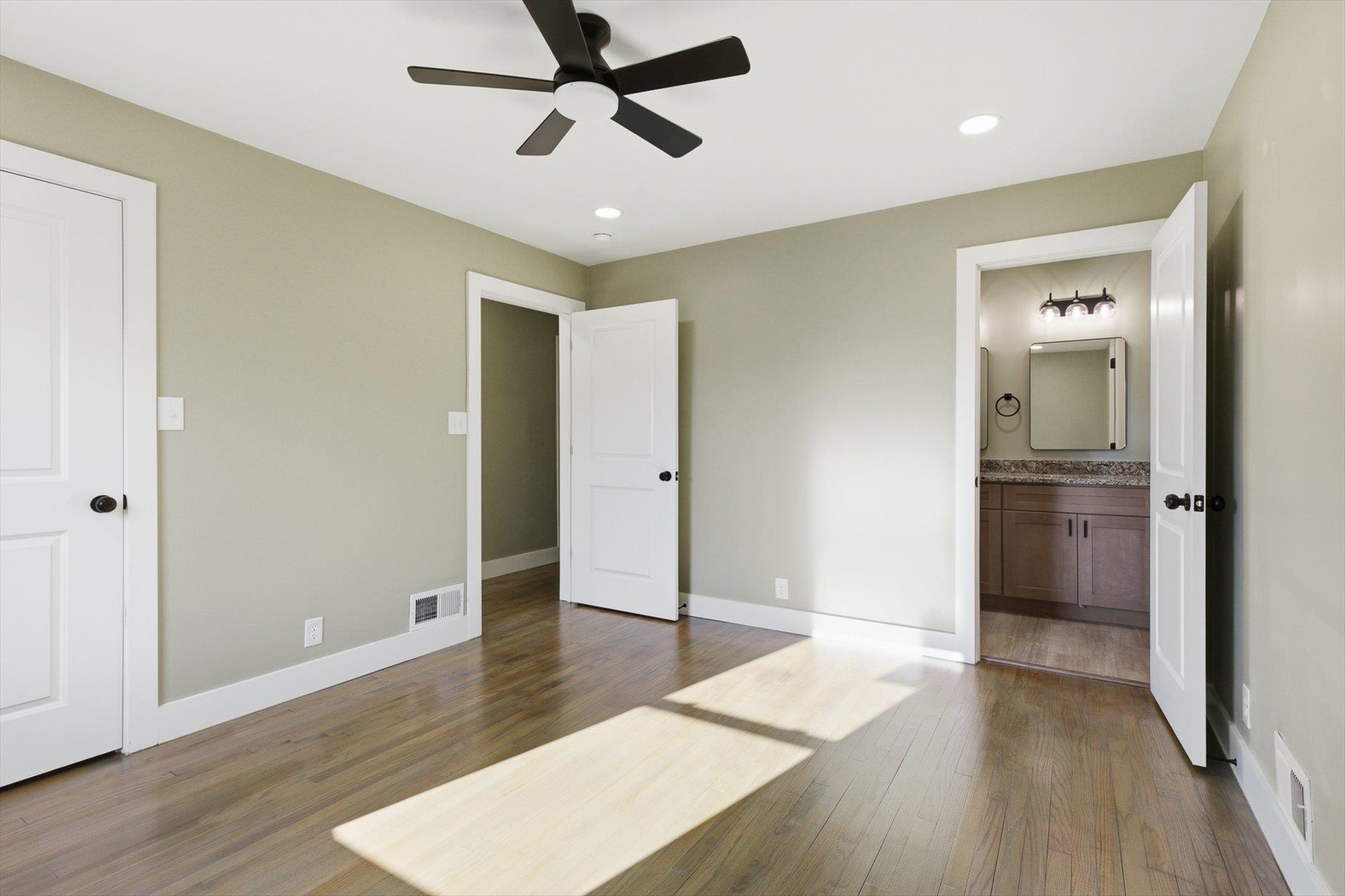 128 Galaxie Place Property Photo 19