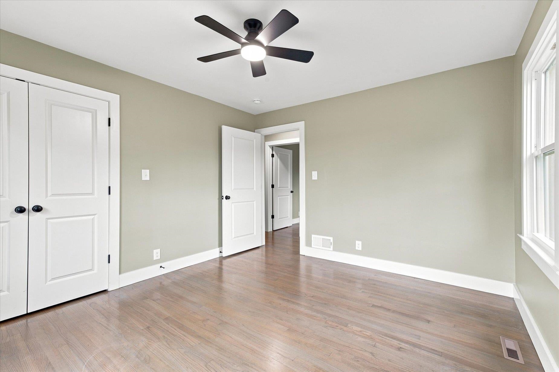 128 Galaxie Place Property Photo 23