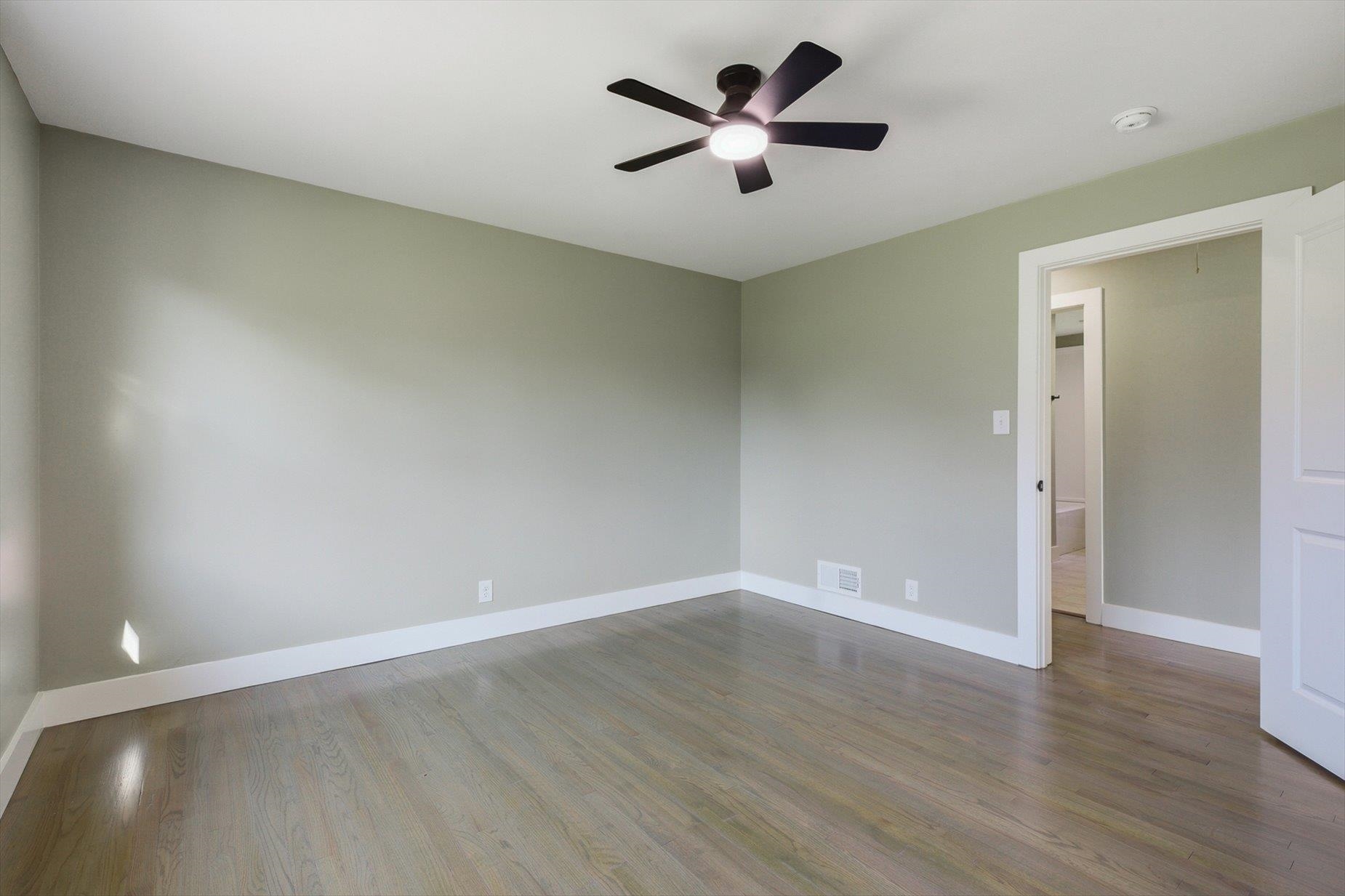 128 Galaxie Place Property Photo 25