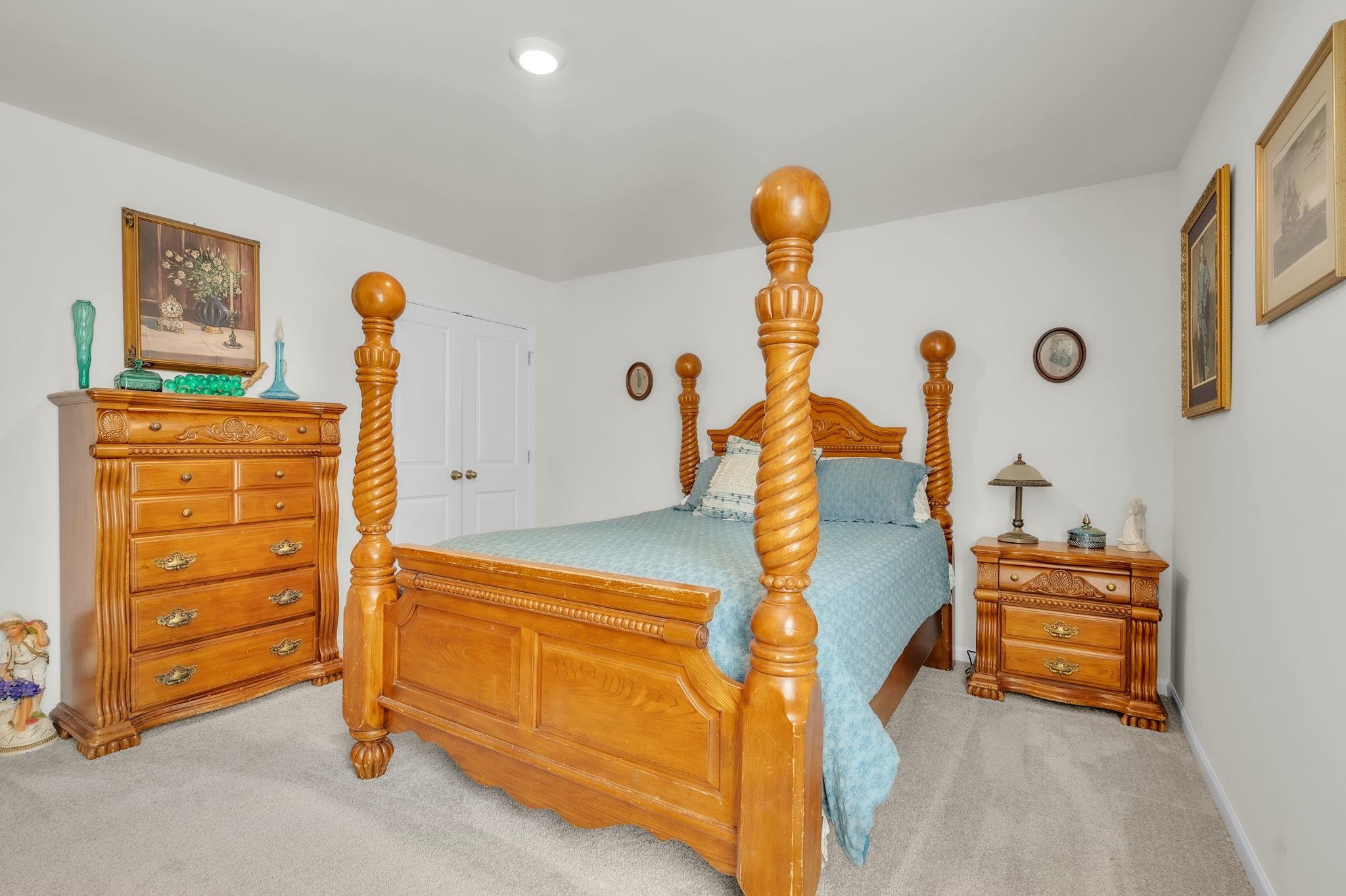 1080 Yearling Way Property Photo 15