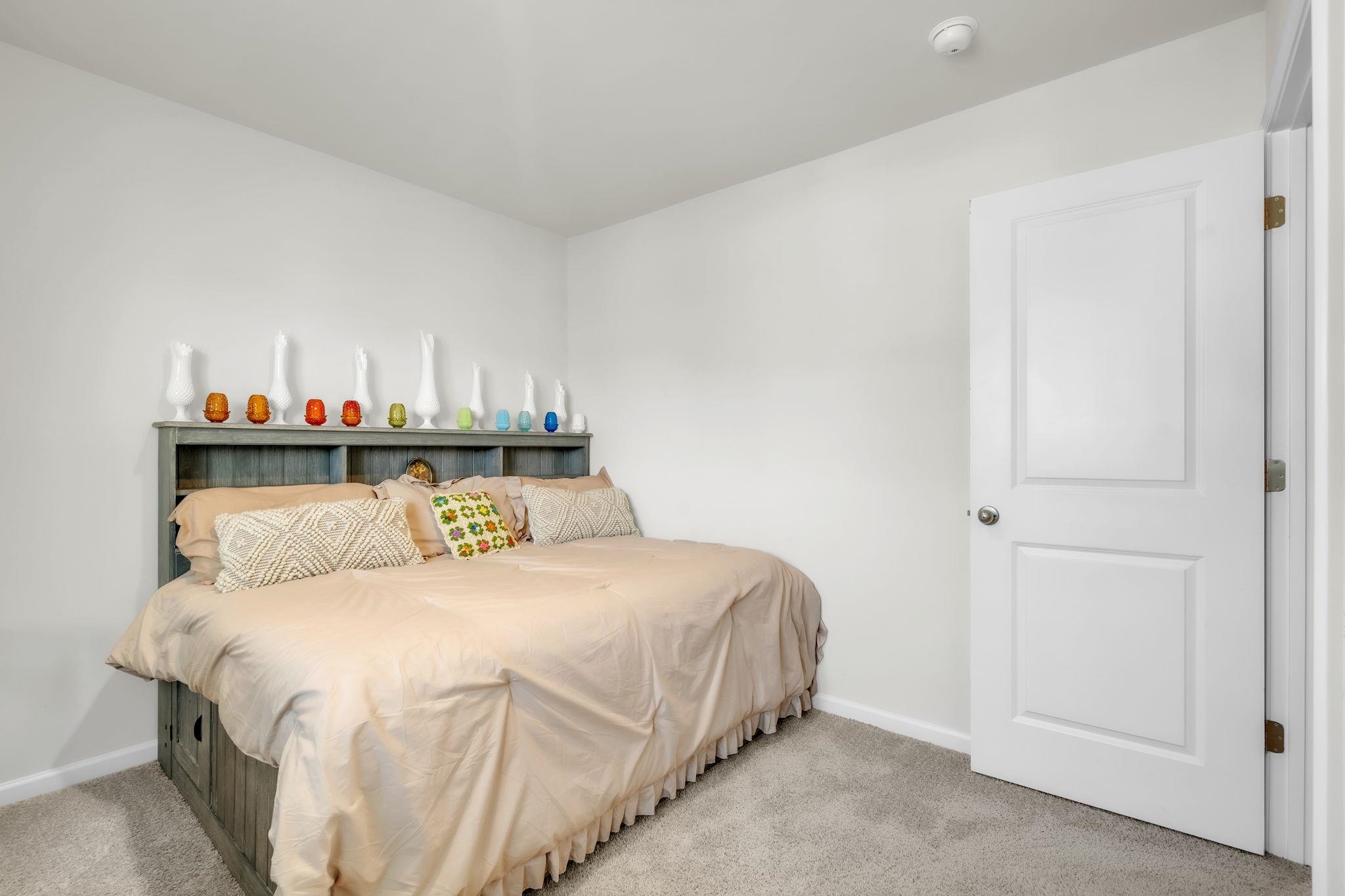 1080 Yearling Way Property Photo 18