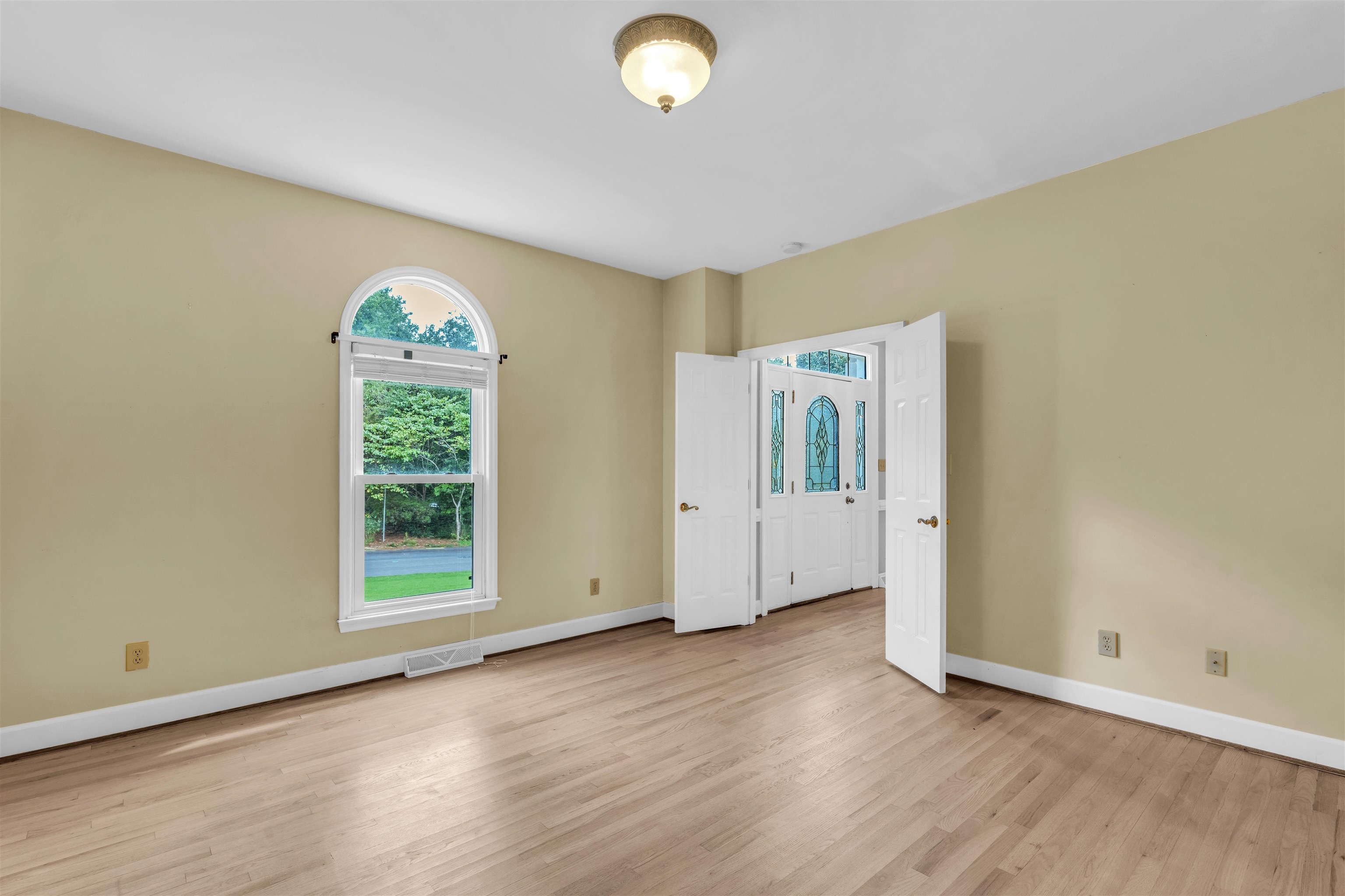 352 Round Ridge Road Property Photo 11