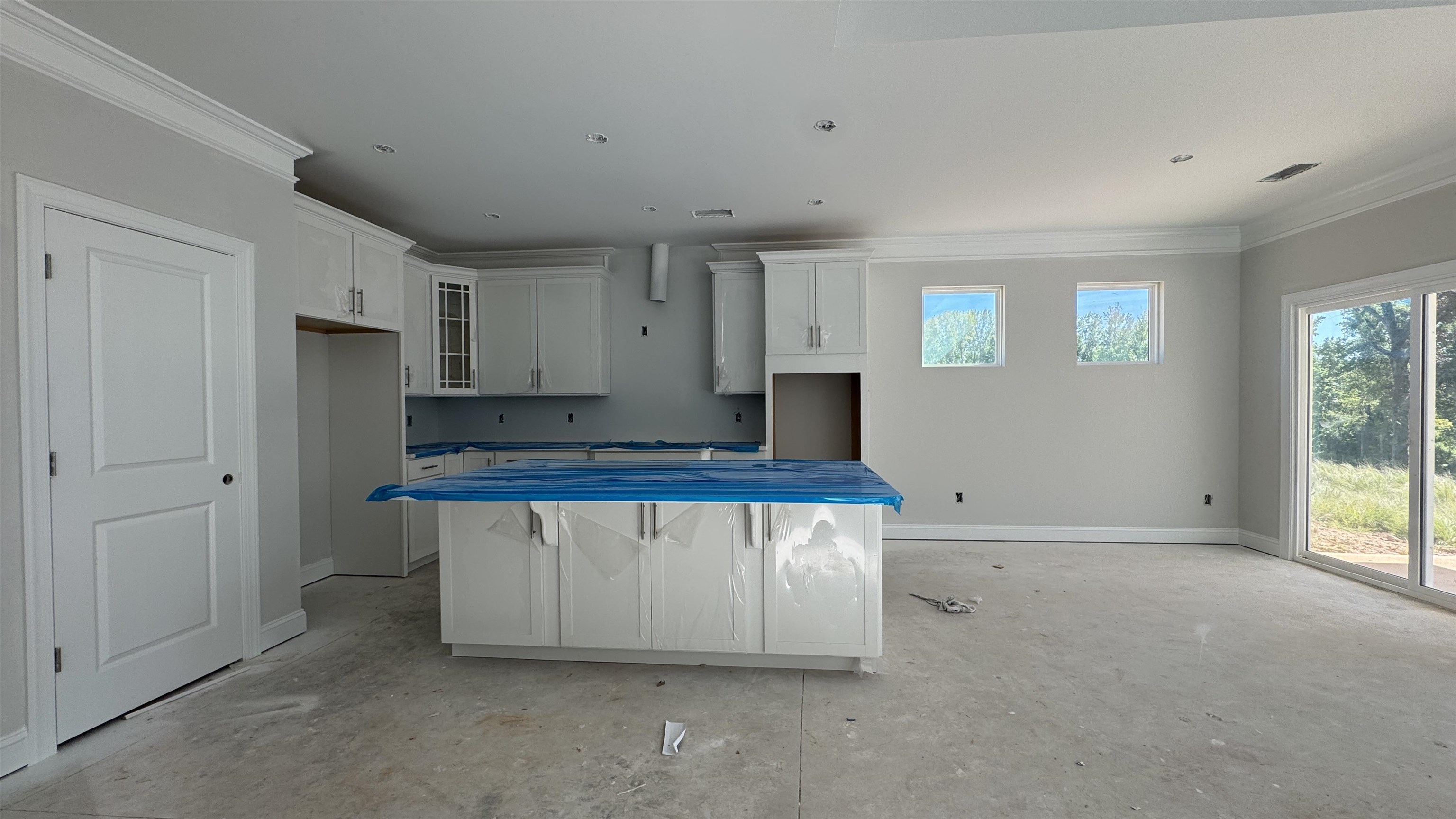 1121 Stable Way Property Photo 3