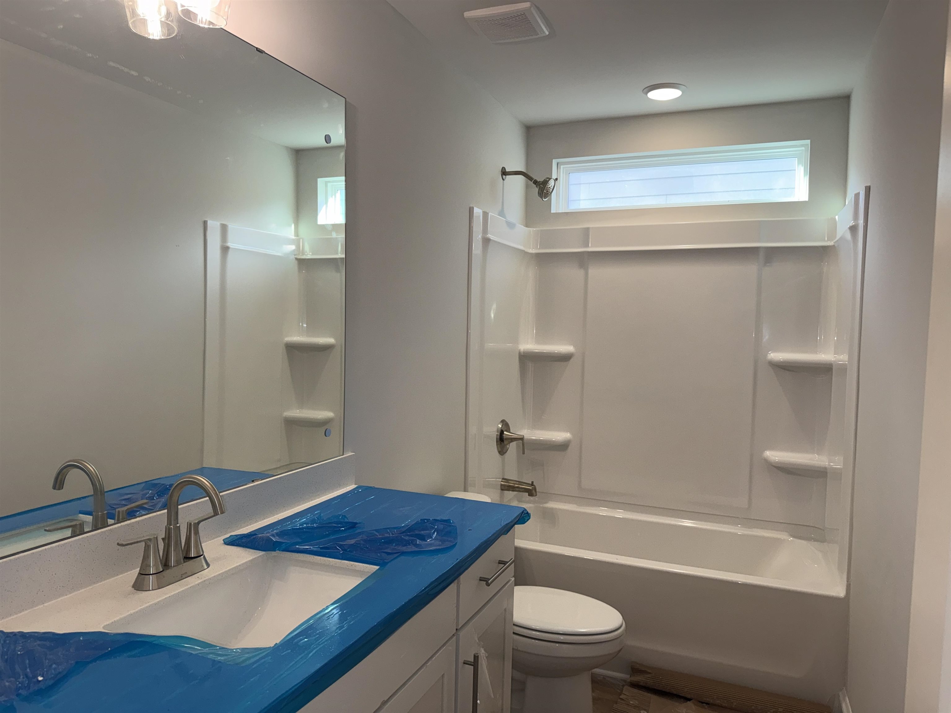 1121 Stable Way Property Photo 7