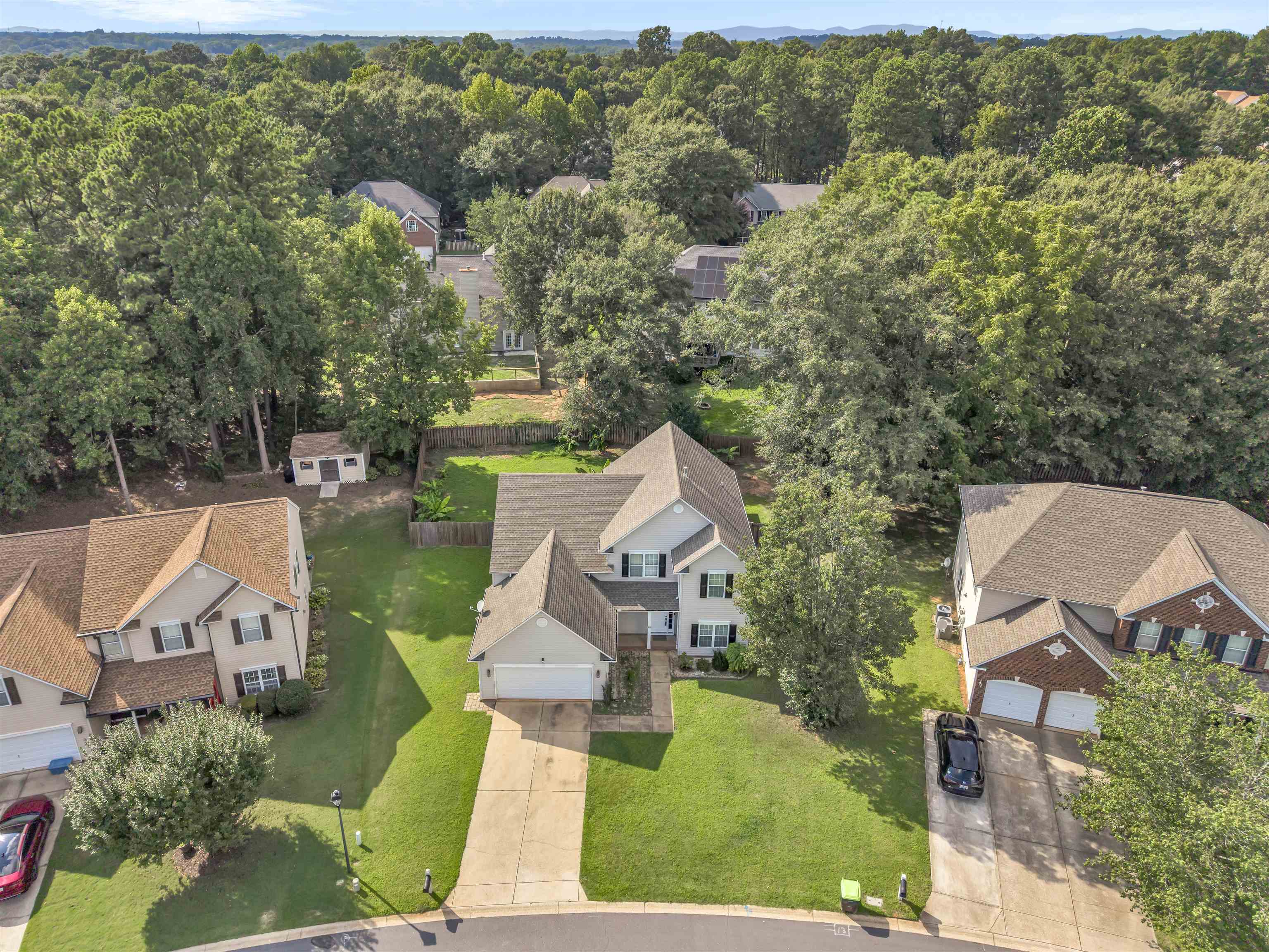 618 Chadwyck Drive Property Photo 3