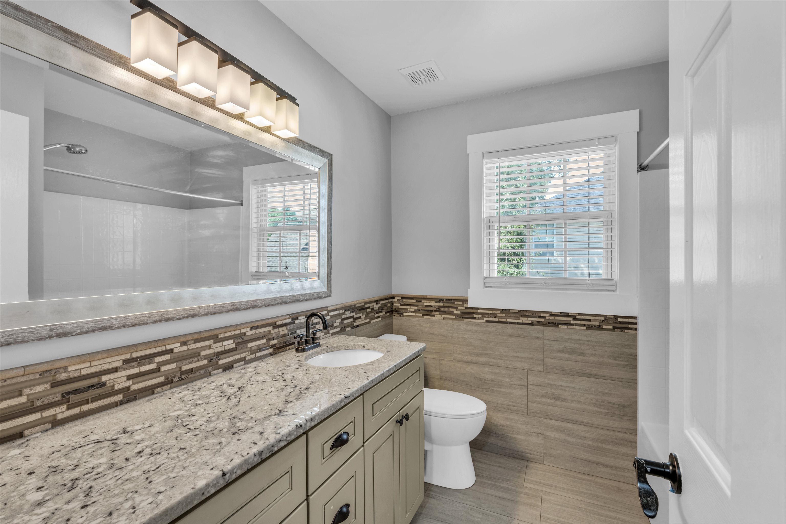 618 Chadwyck Drive Property Photo 25