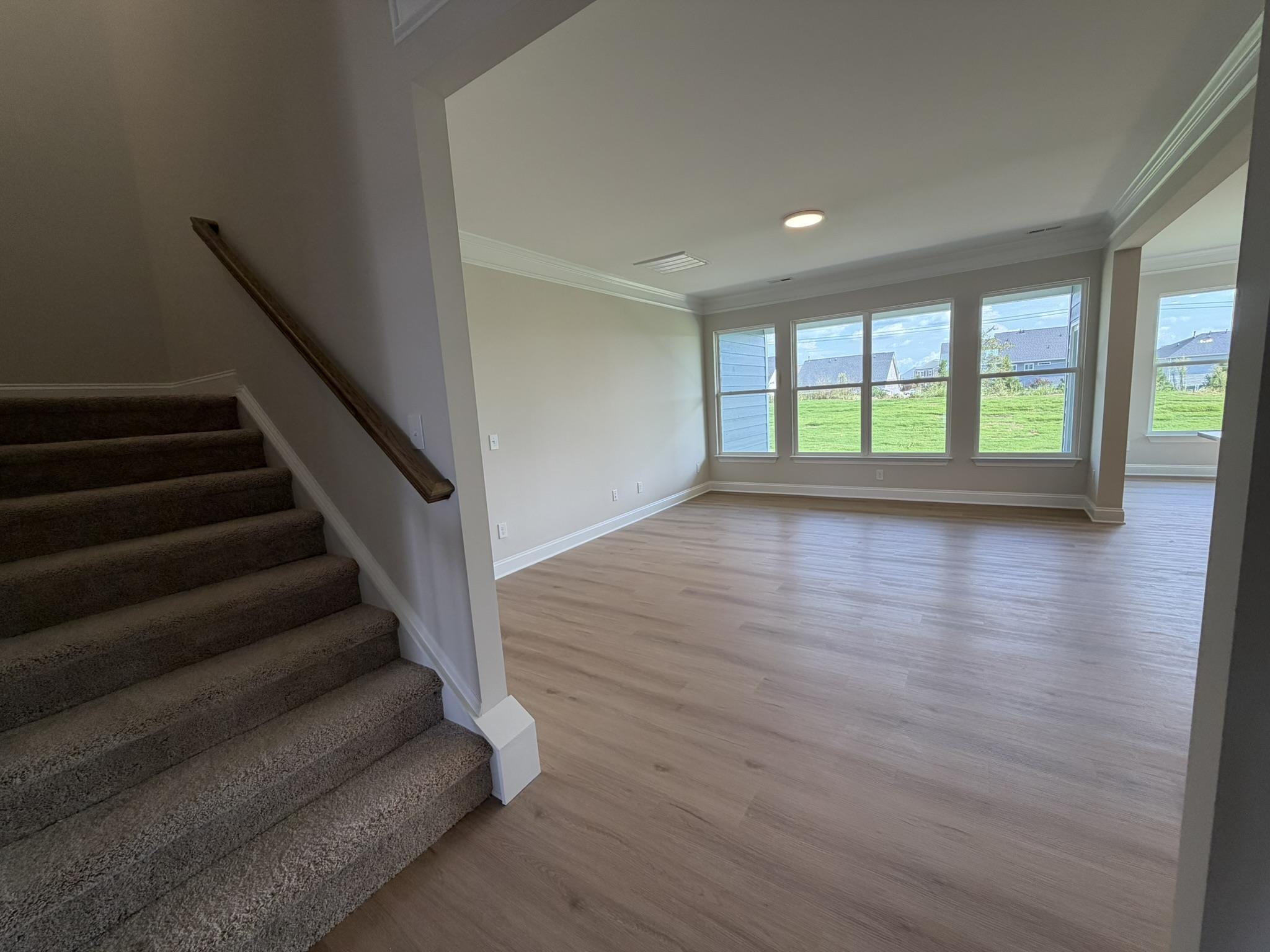 327 Goodison Way Property Photo 8