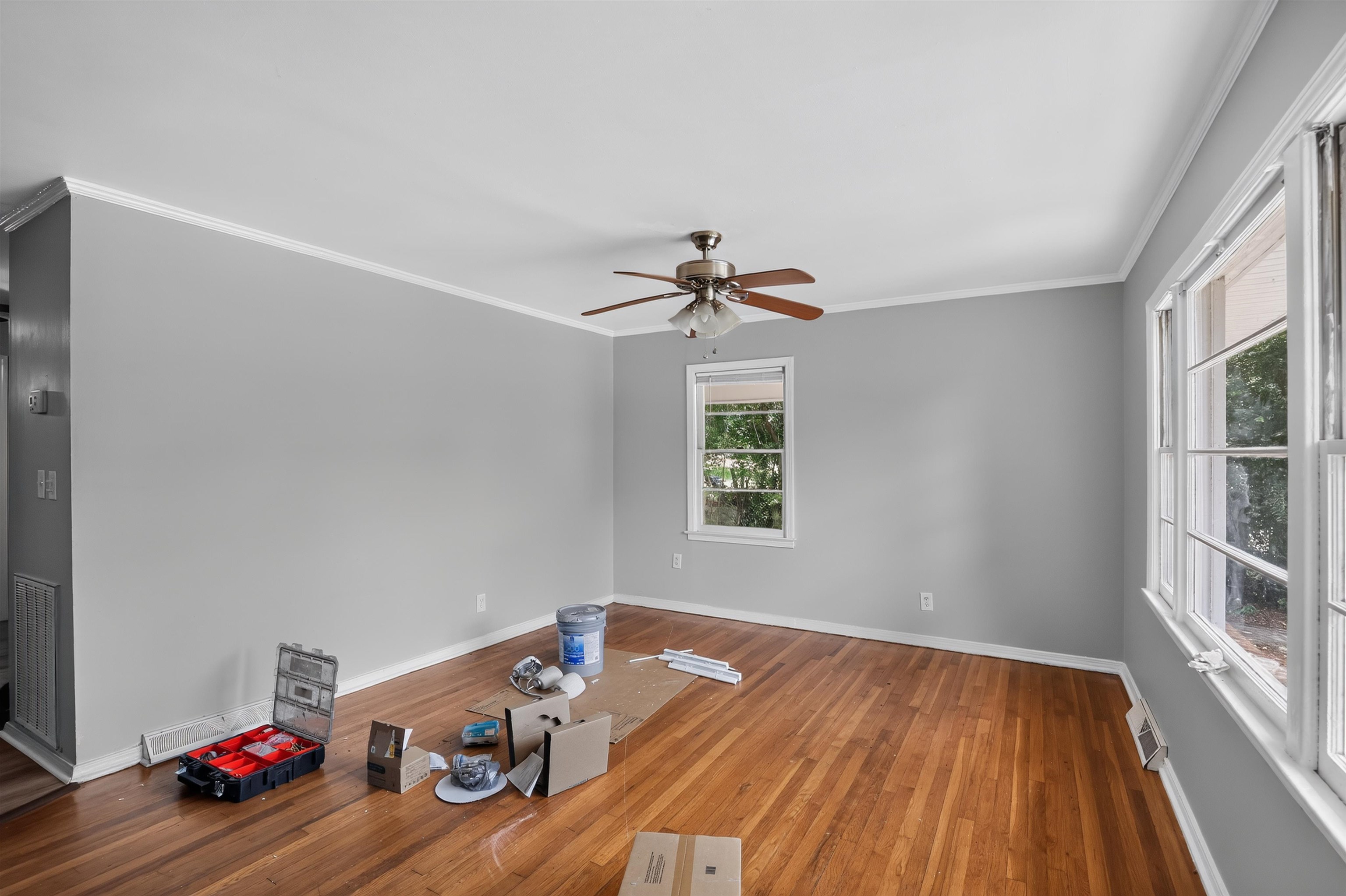 114 Folkstone Street Property Photo 3