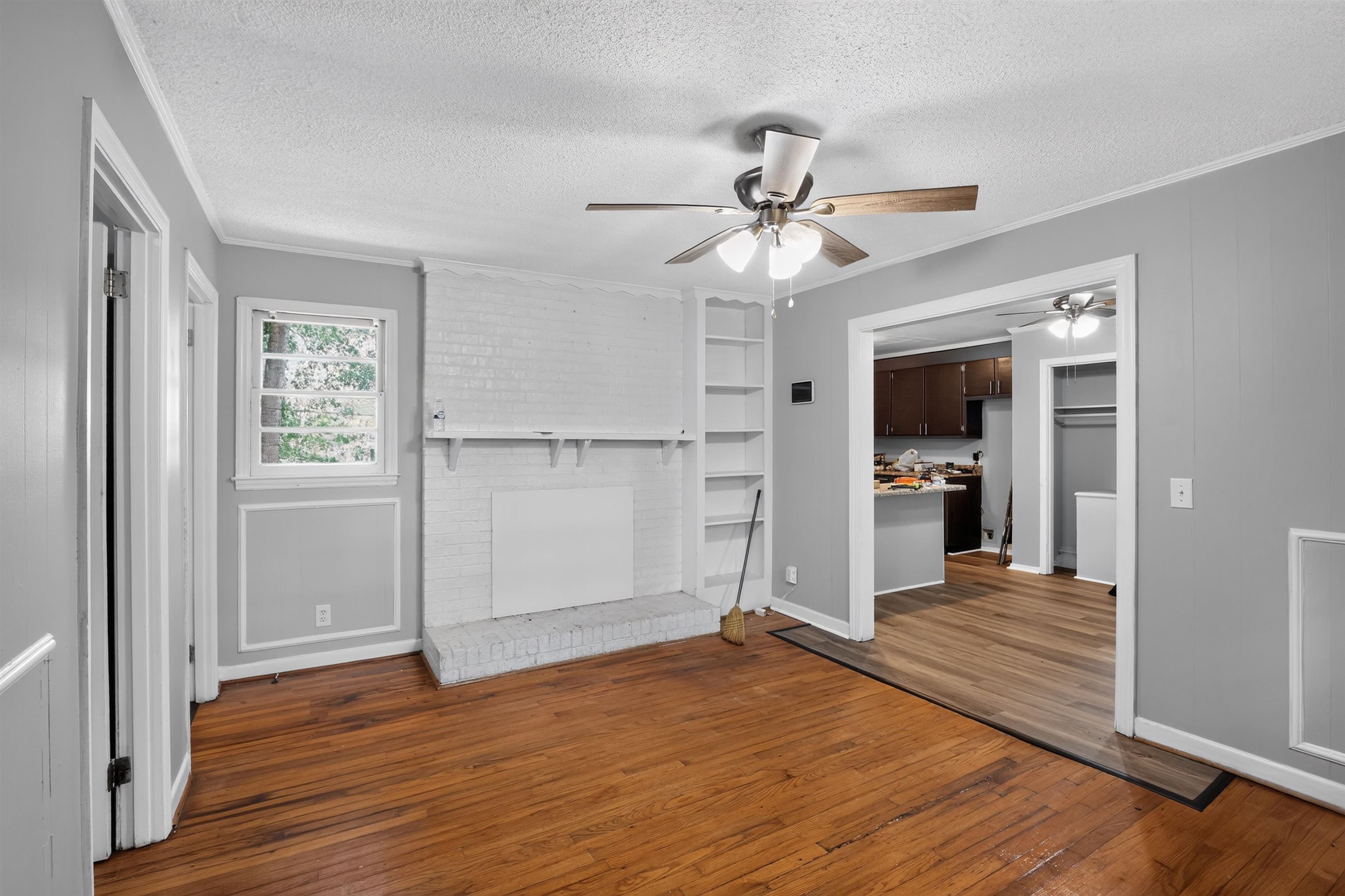 114 Folkstone Street Property Photo 4