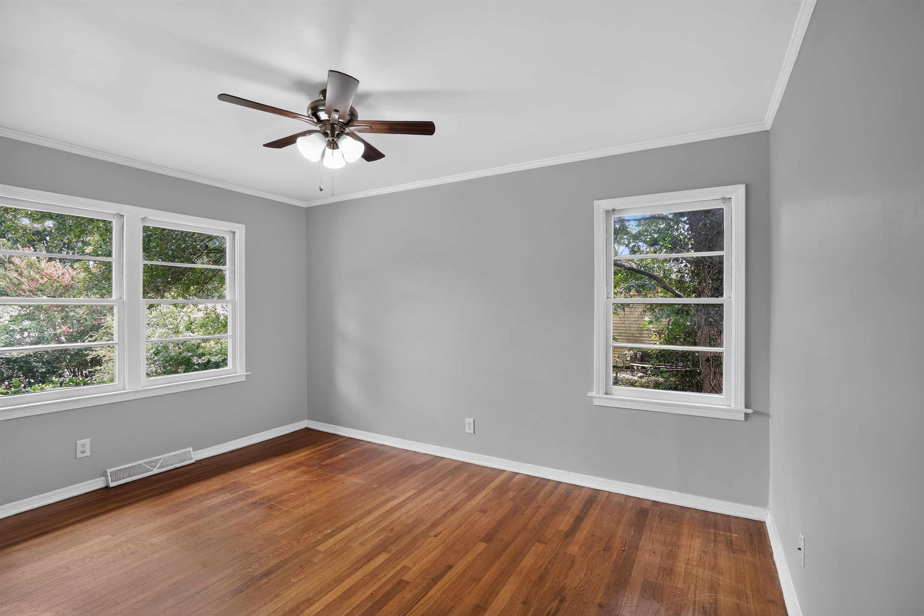114 Folkstone Street Property Photo 8