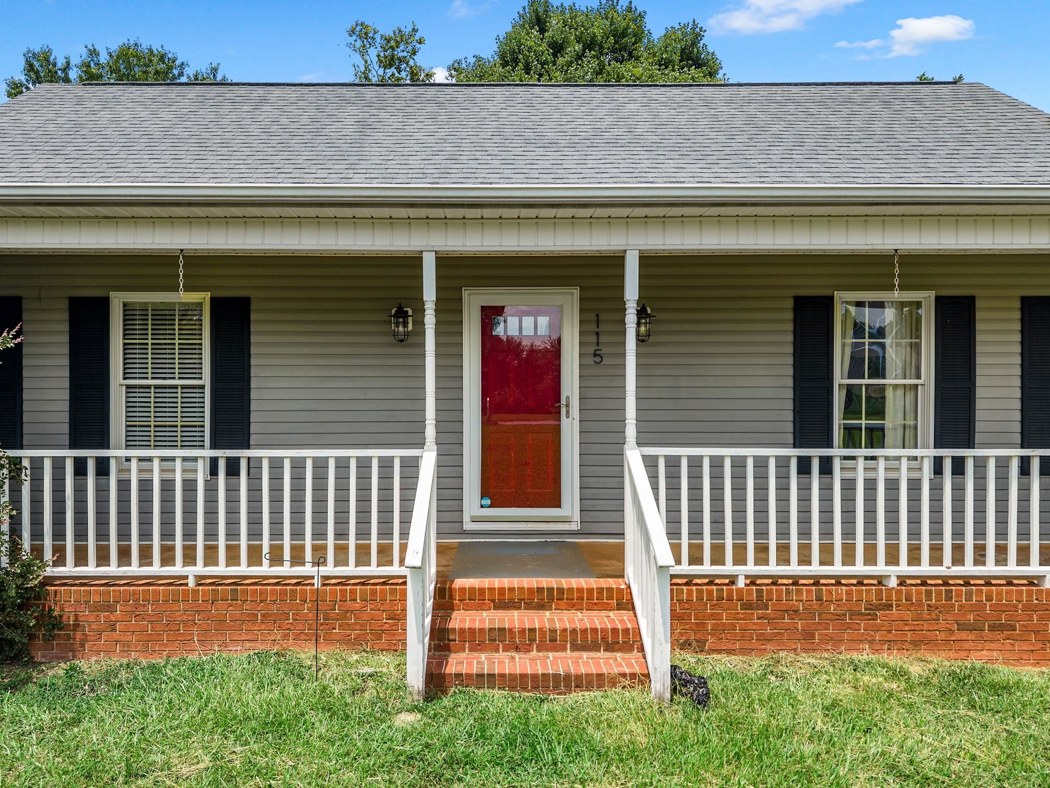 115 Berrys Pond Drive Property Photo 4