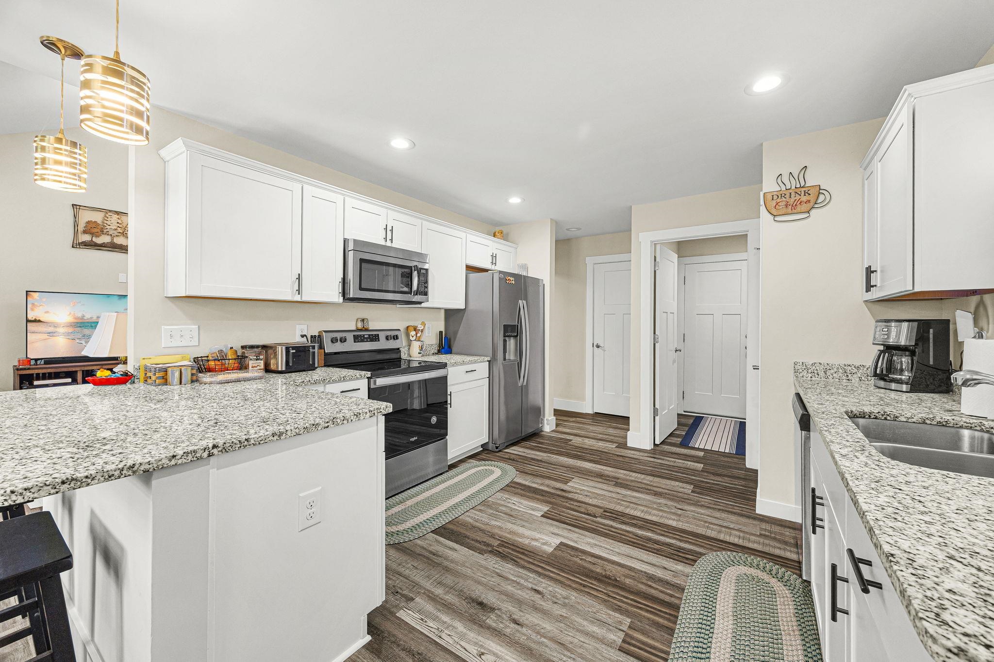 209 Lee Drive Property Photo 10